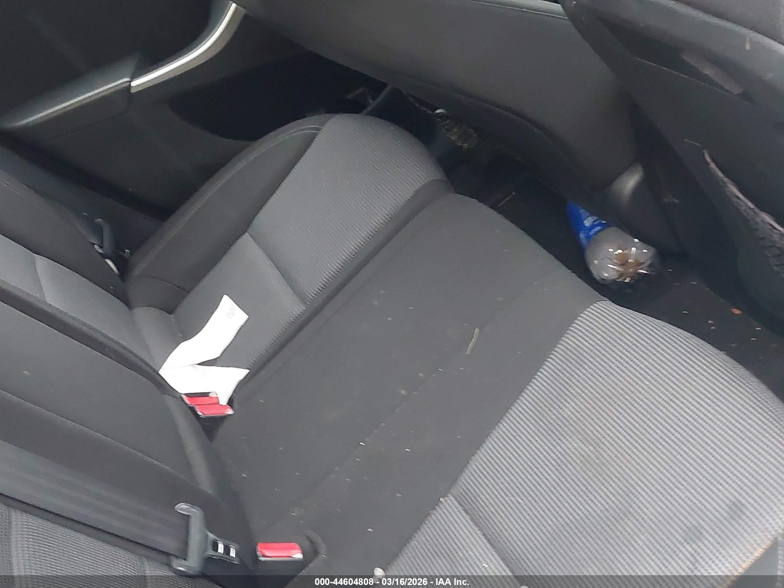 HYUNDAI ELANTRA image 8