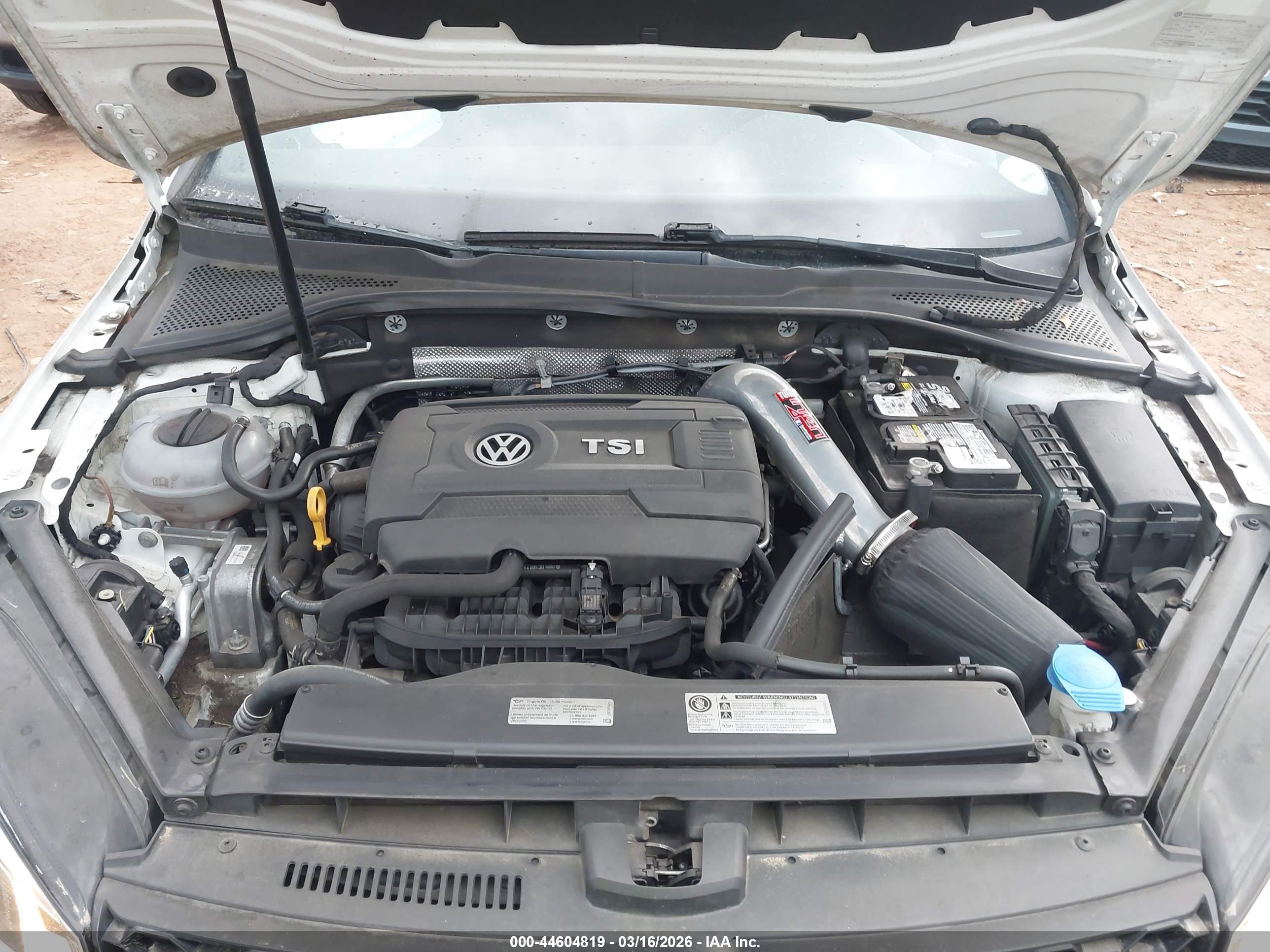 VOLKSWAGEN GOLF image 10