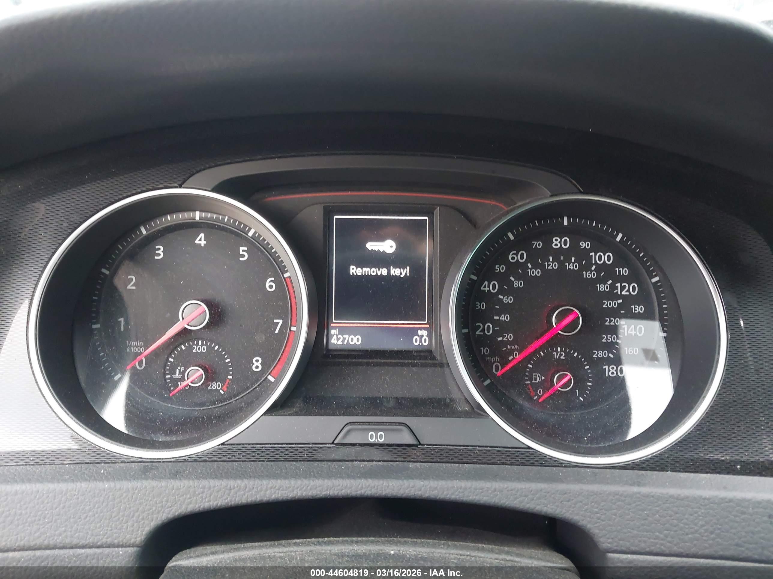VOLKSWAGEN GOLF image 7