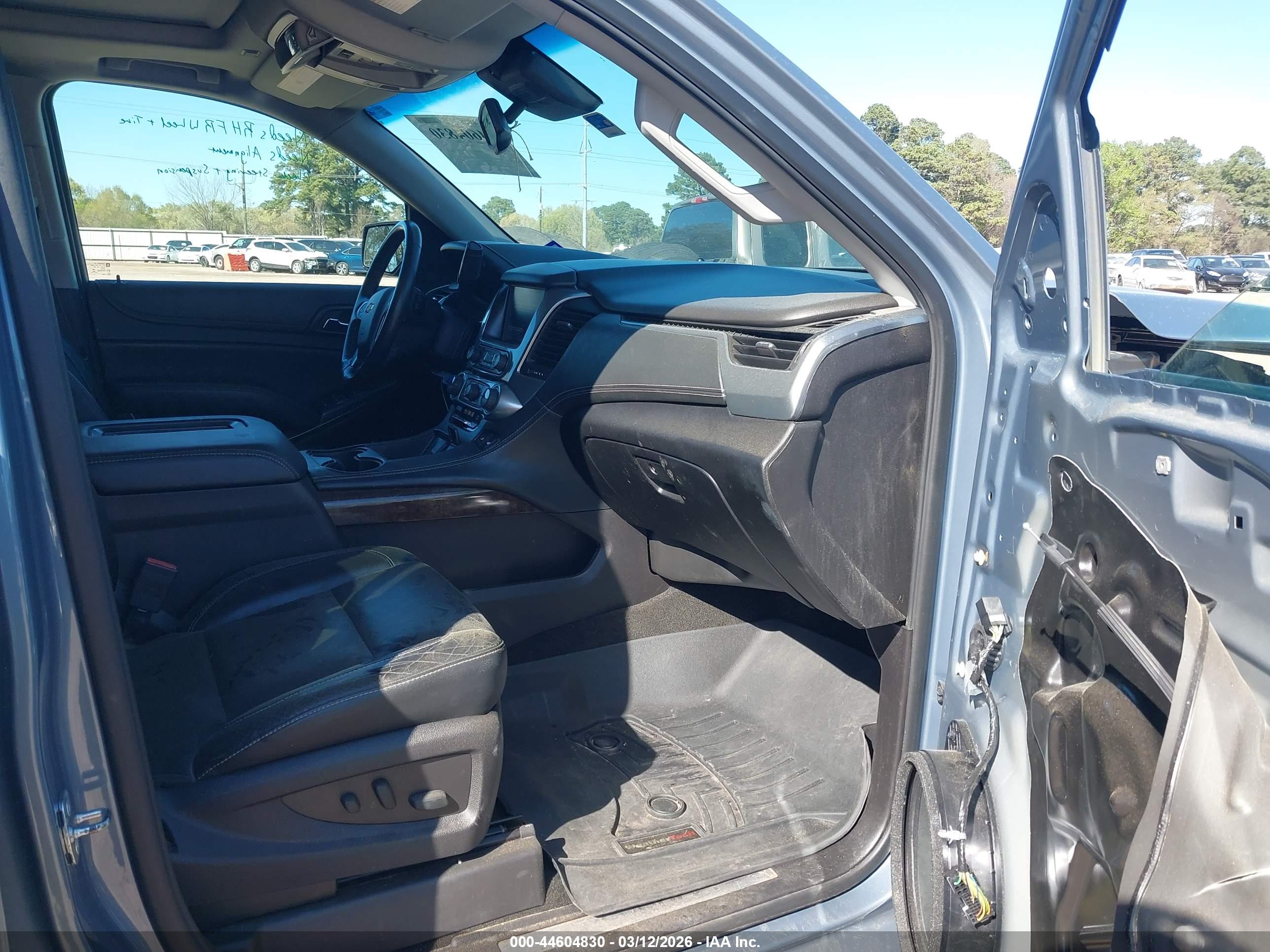 CHEVROLET TAHOE image 5