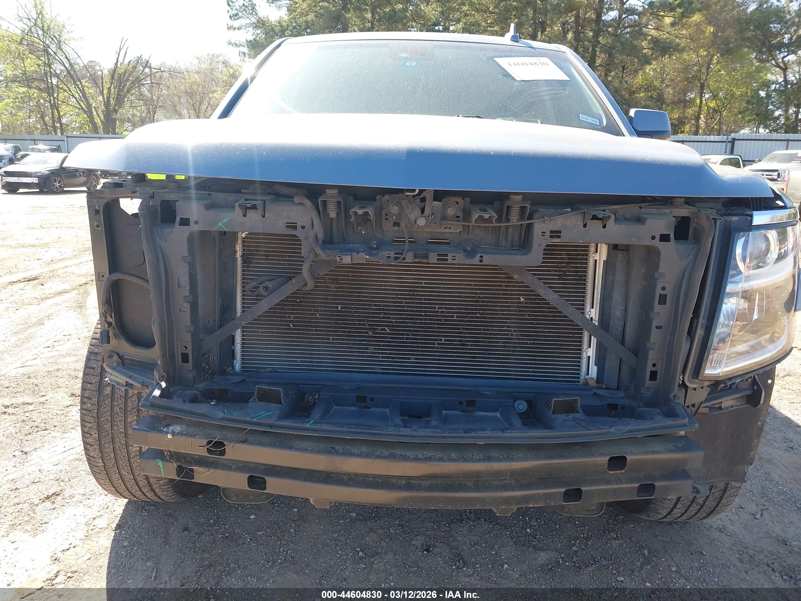 CHEVROLET TAHOE image 6