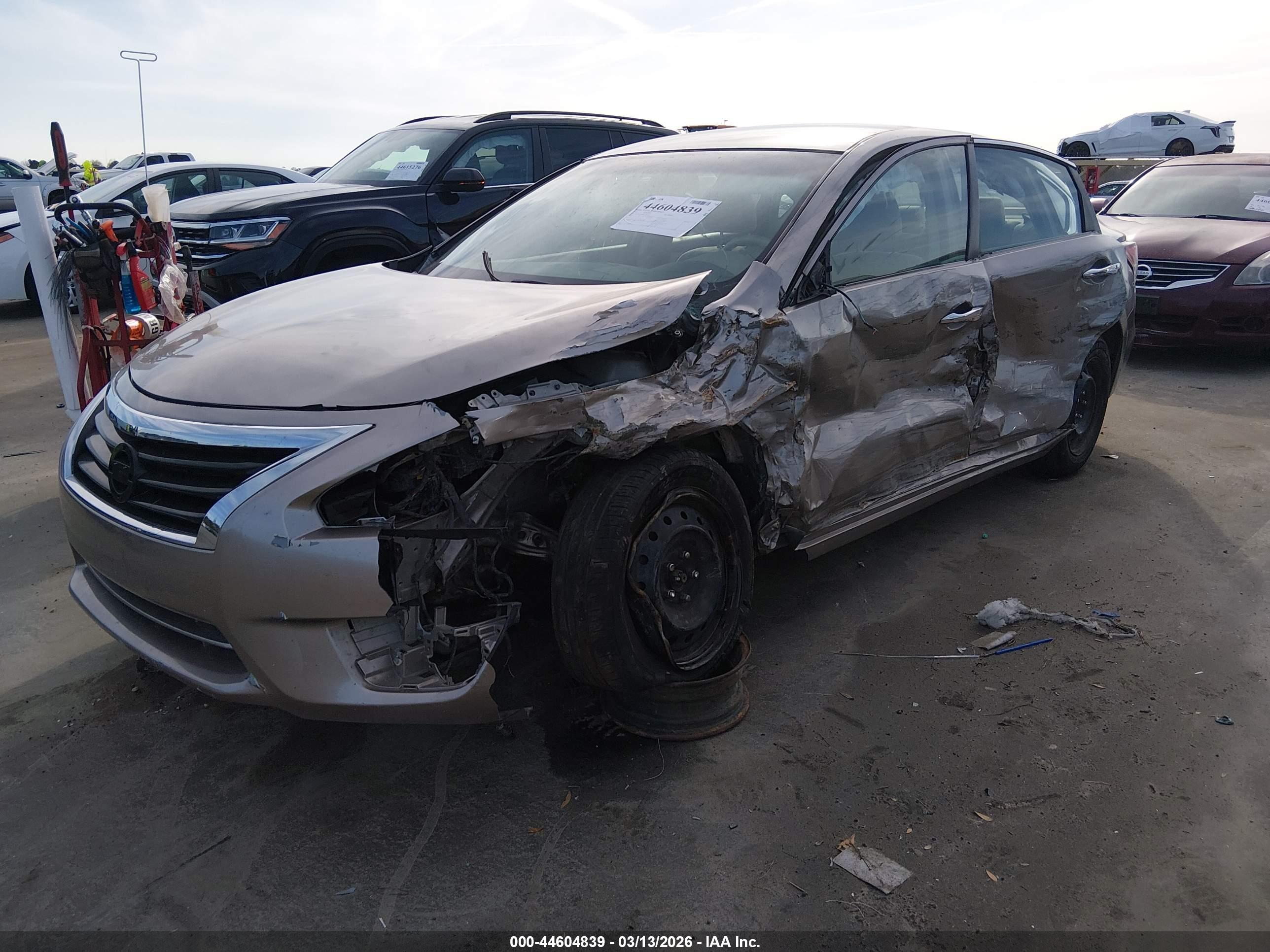 NISSAN ALTIMA image 2