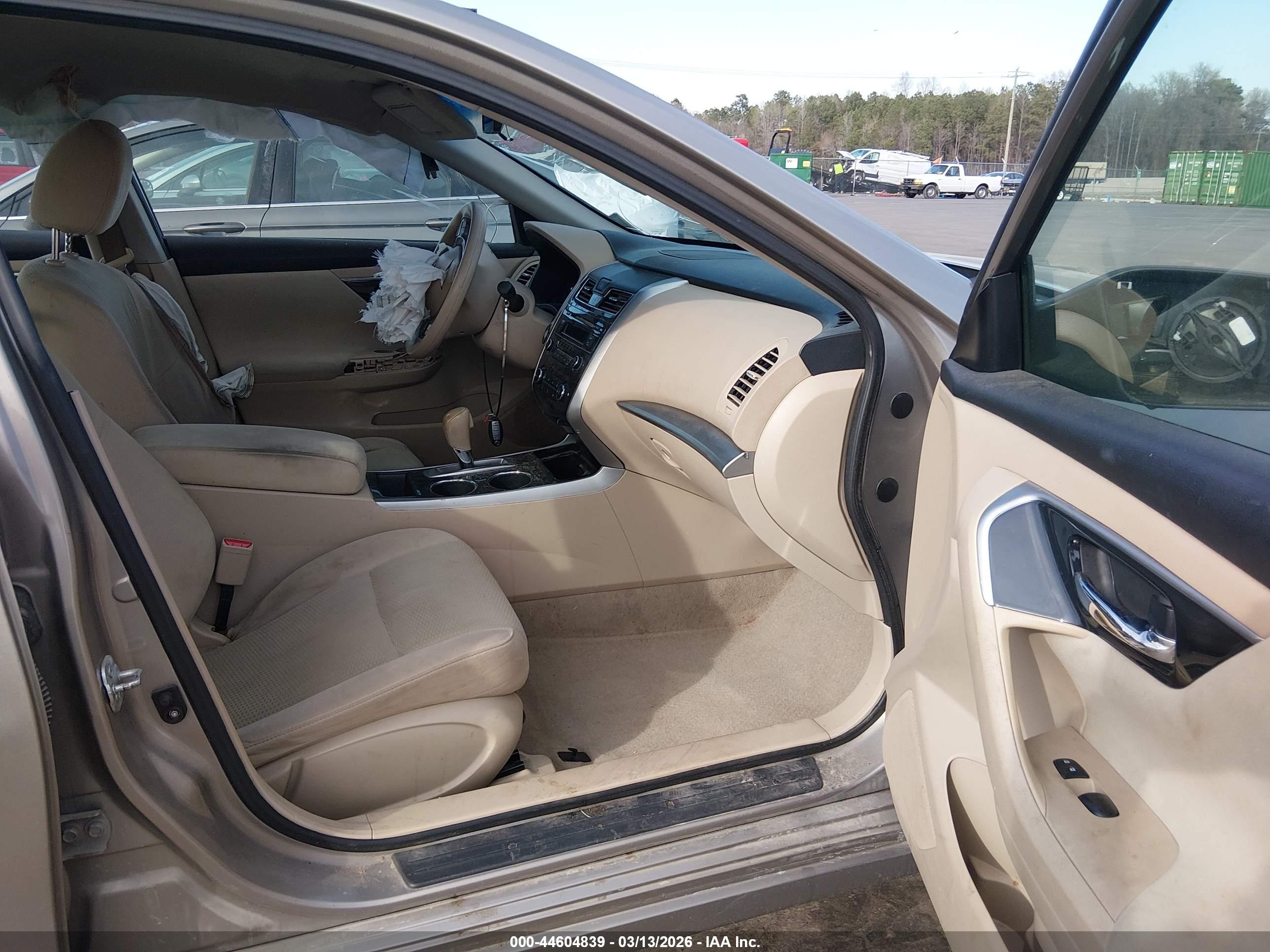 NISSAN ALTIMA image 5
