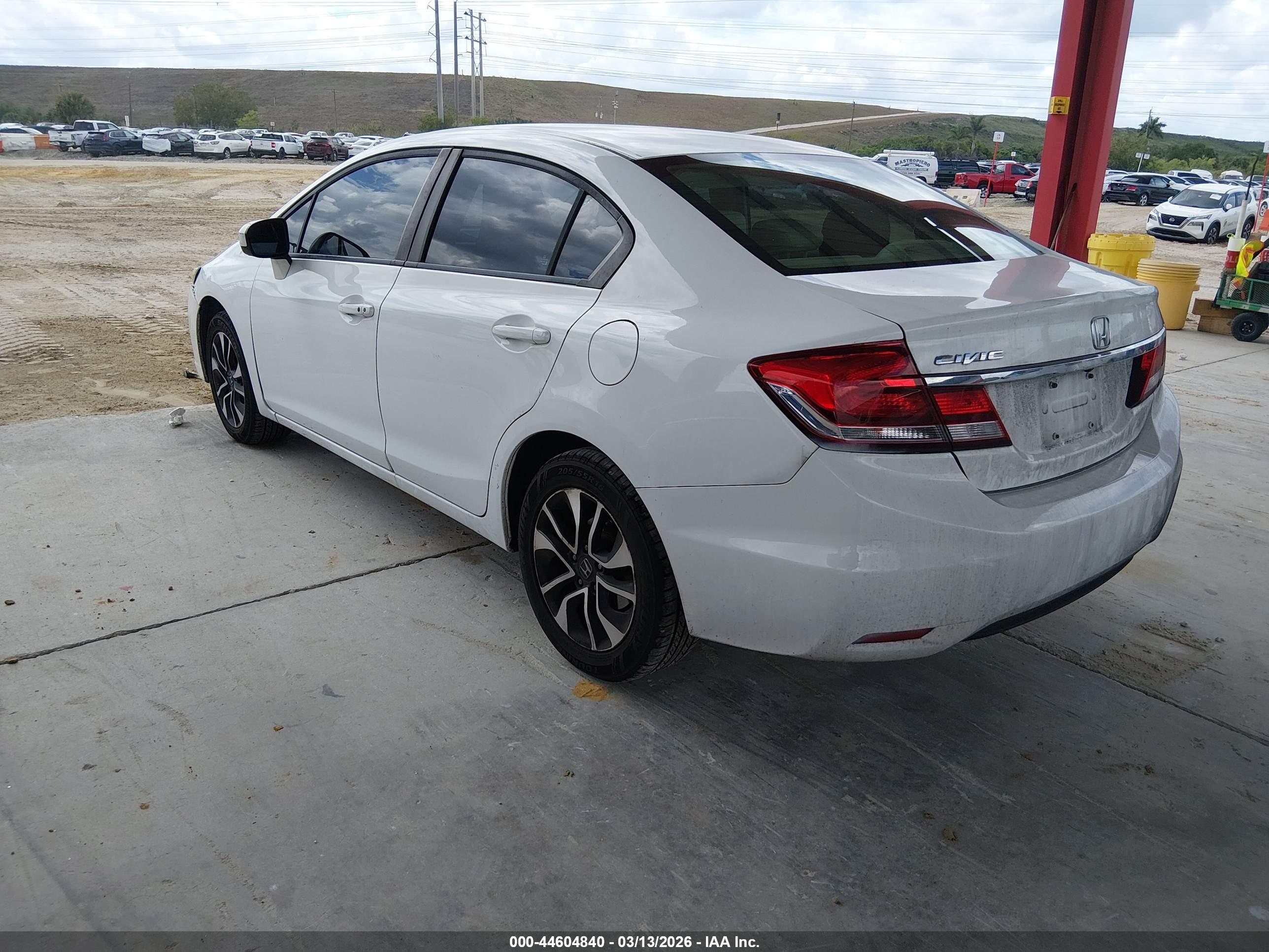 HONDA CIVIC image 3