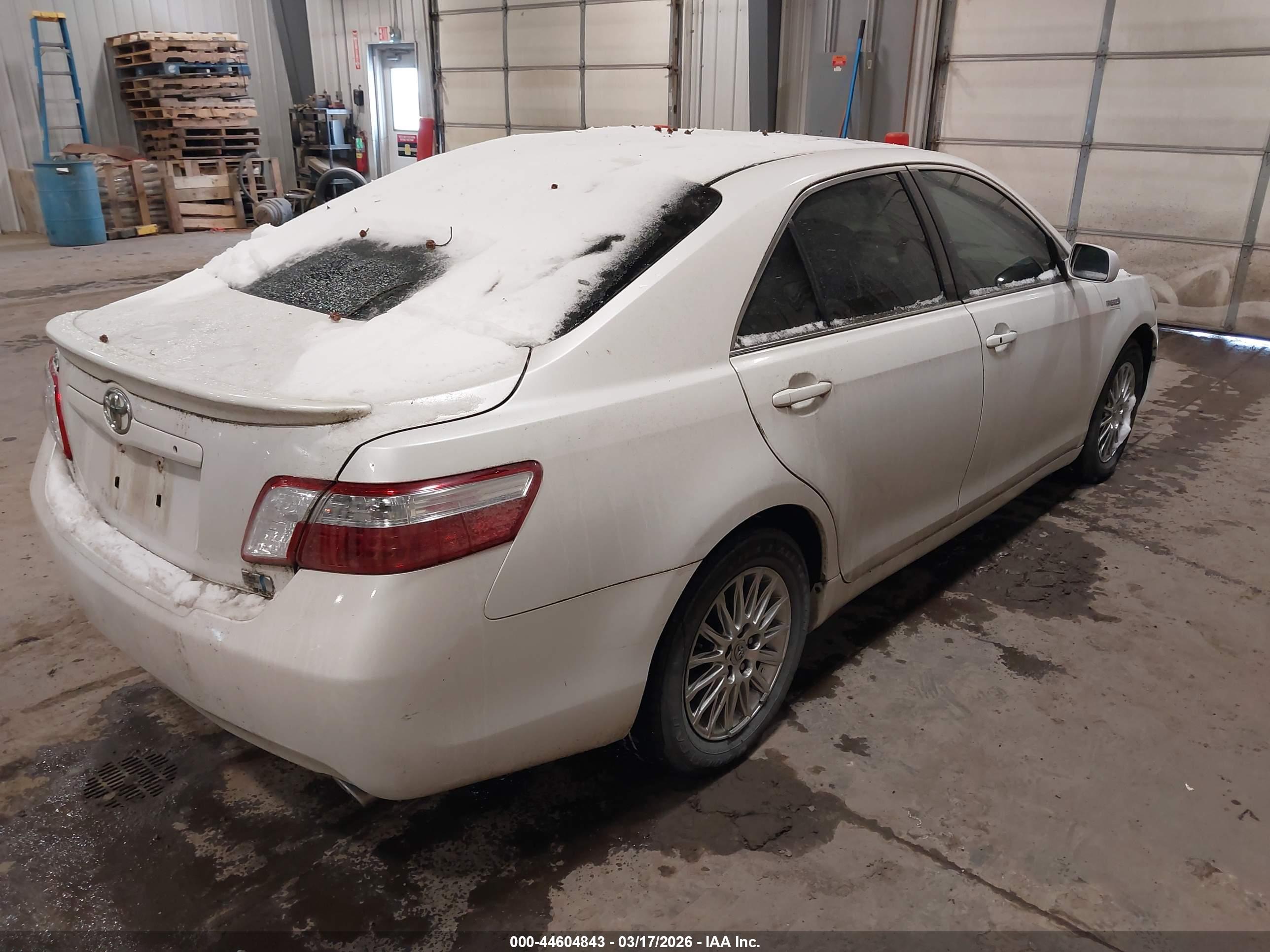 TOYOTA CAMRY image 4