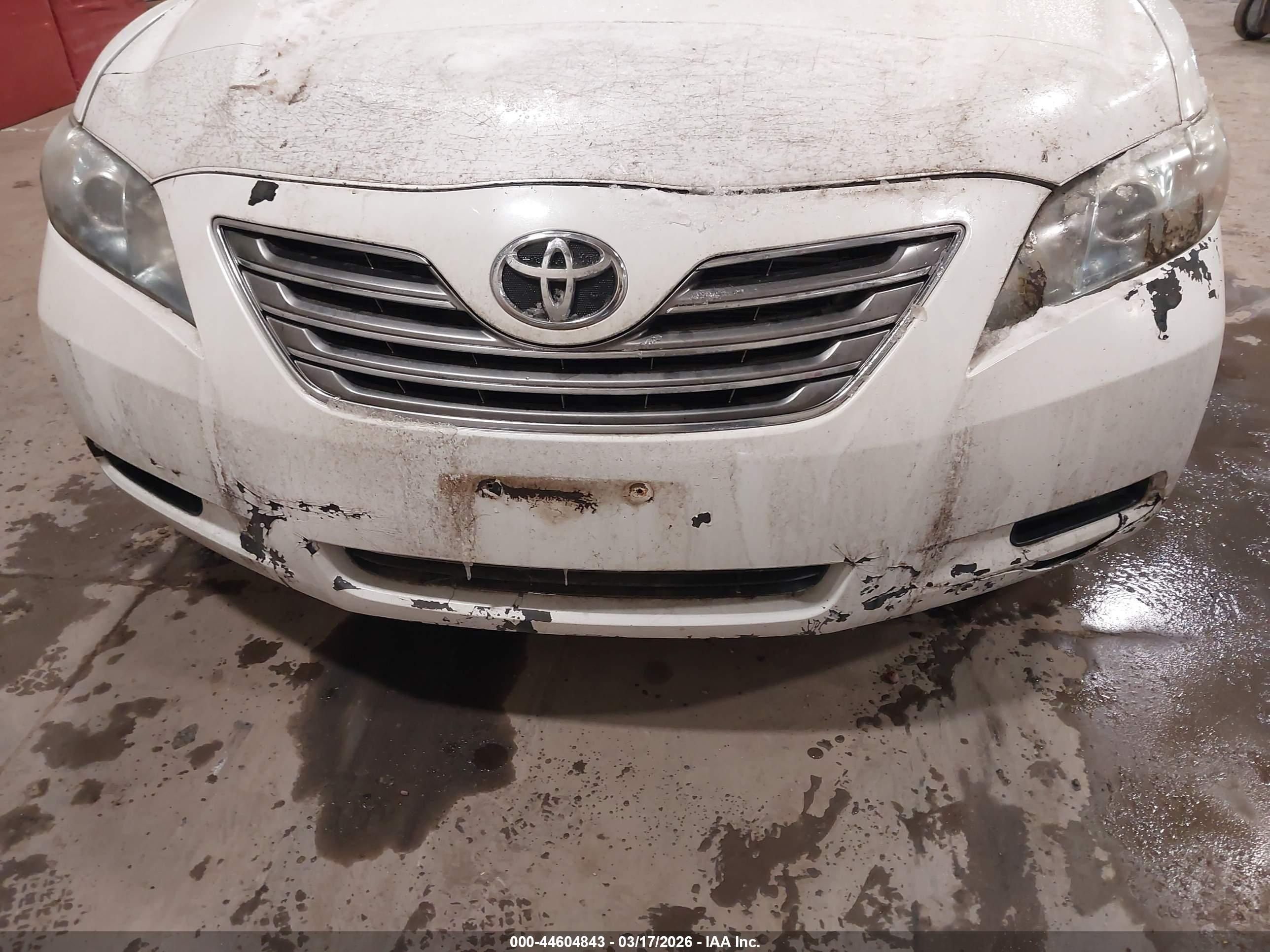 TOYOTA CAMRY image 6