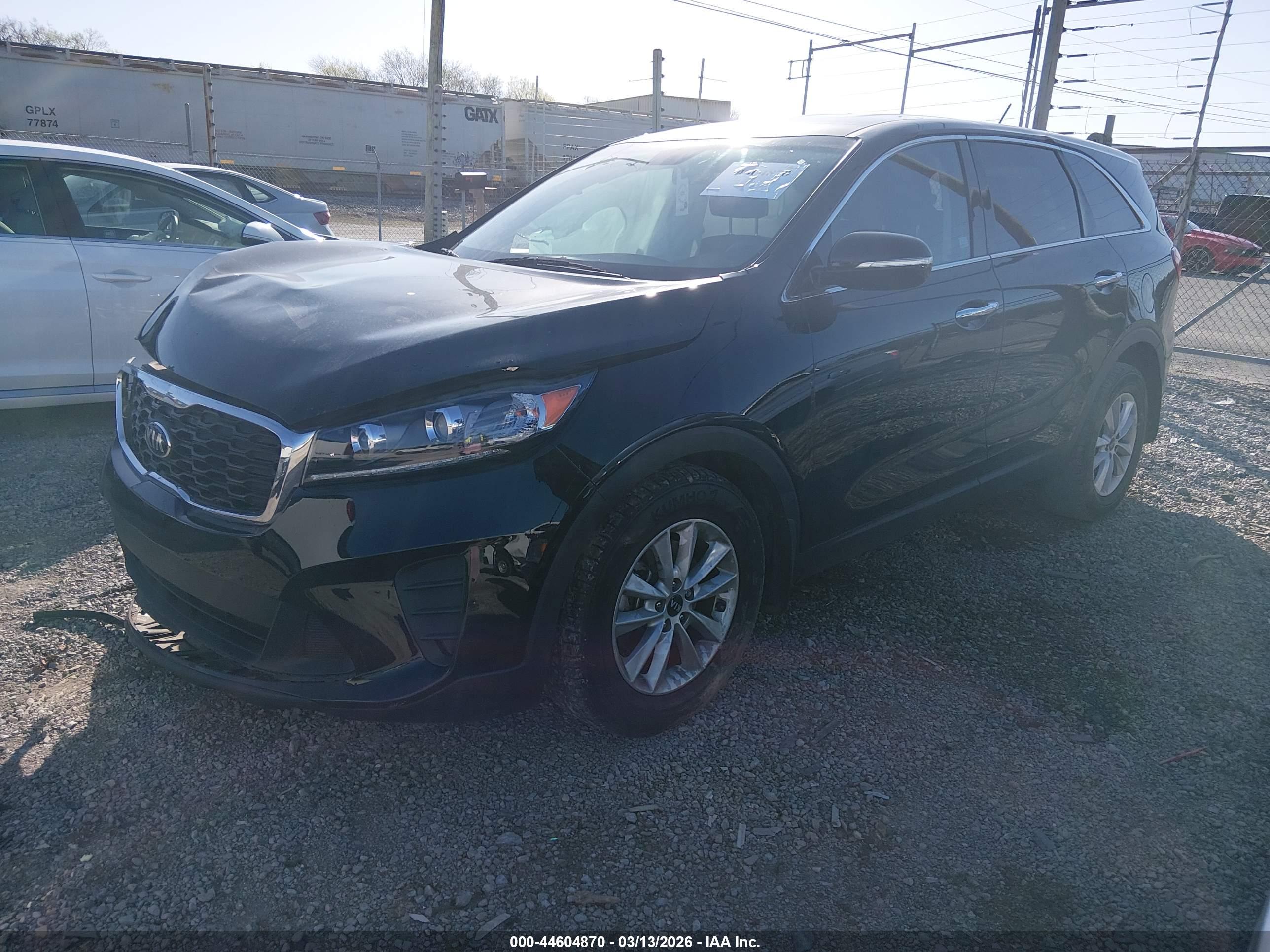 KIA SORENTO image 2
