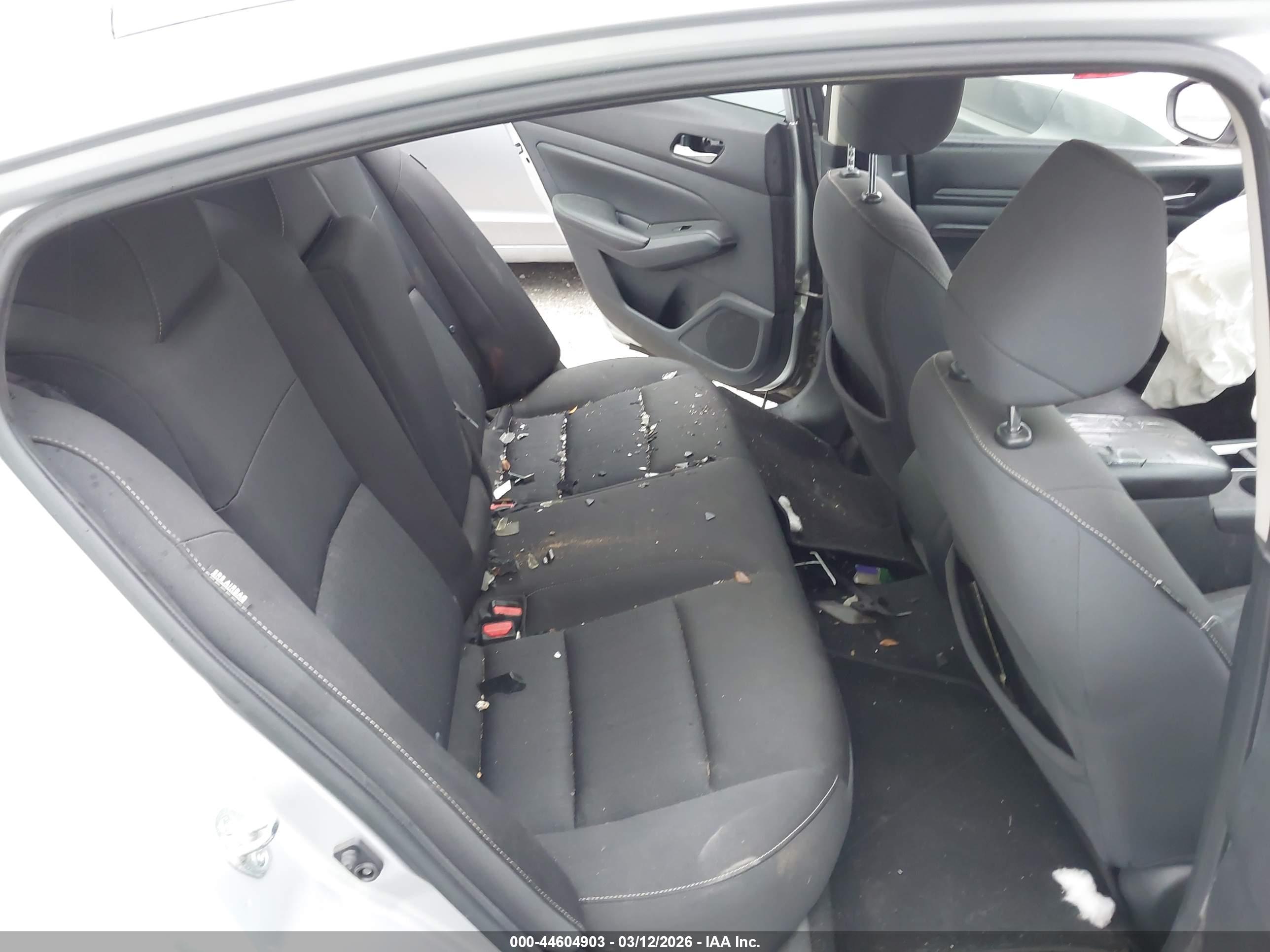 NISSAN ALTIMA image 5