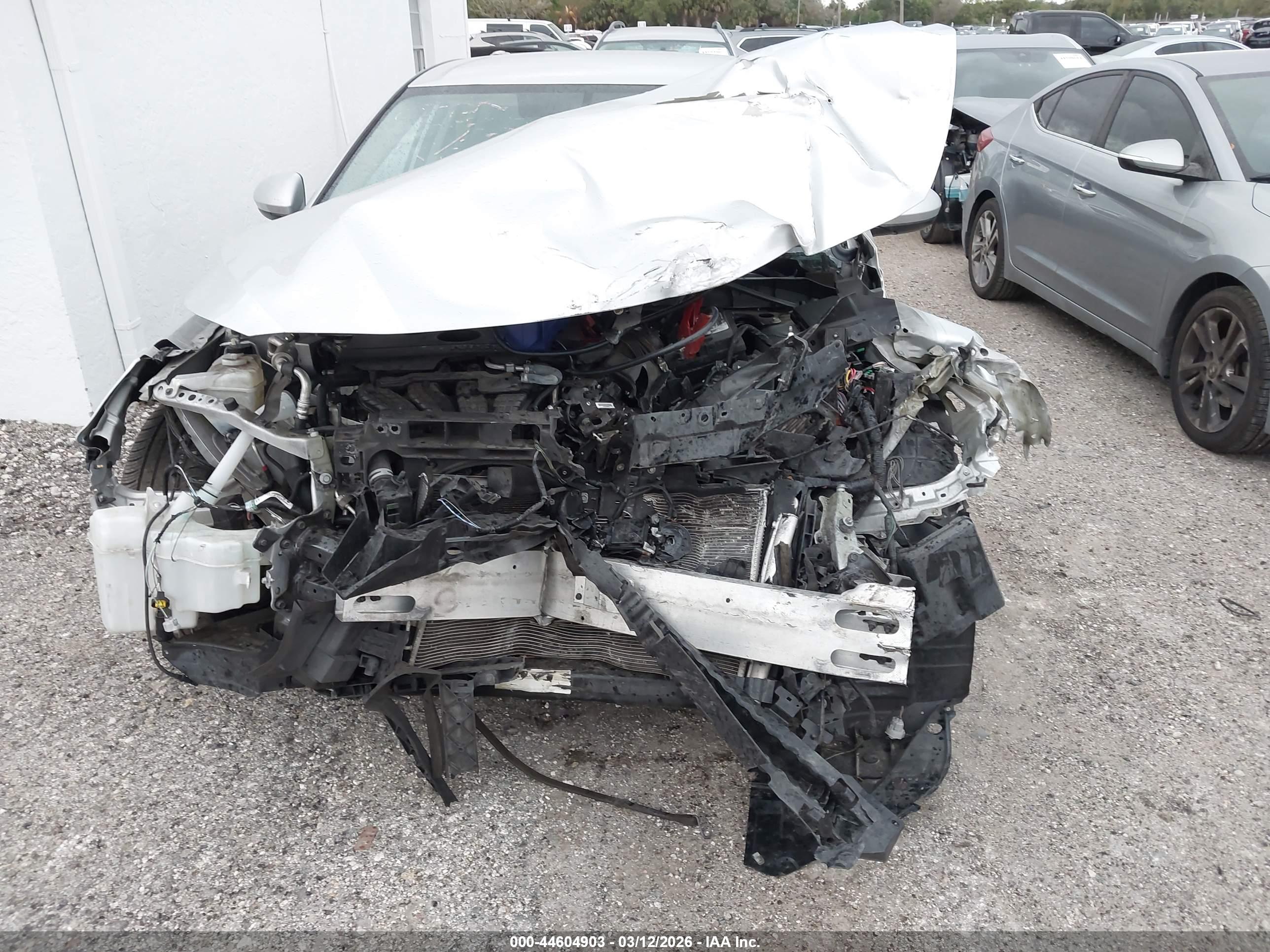 NISSAN ALTIMA image 6