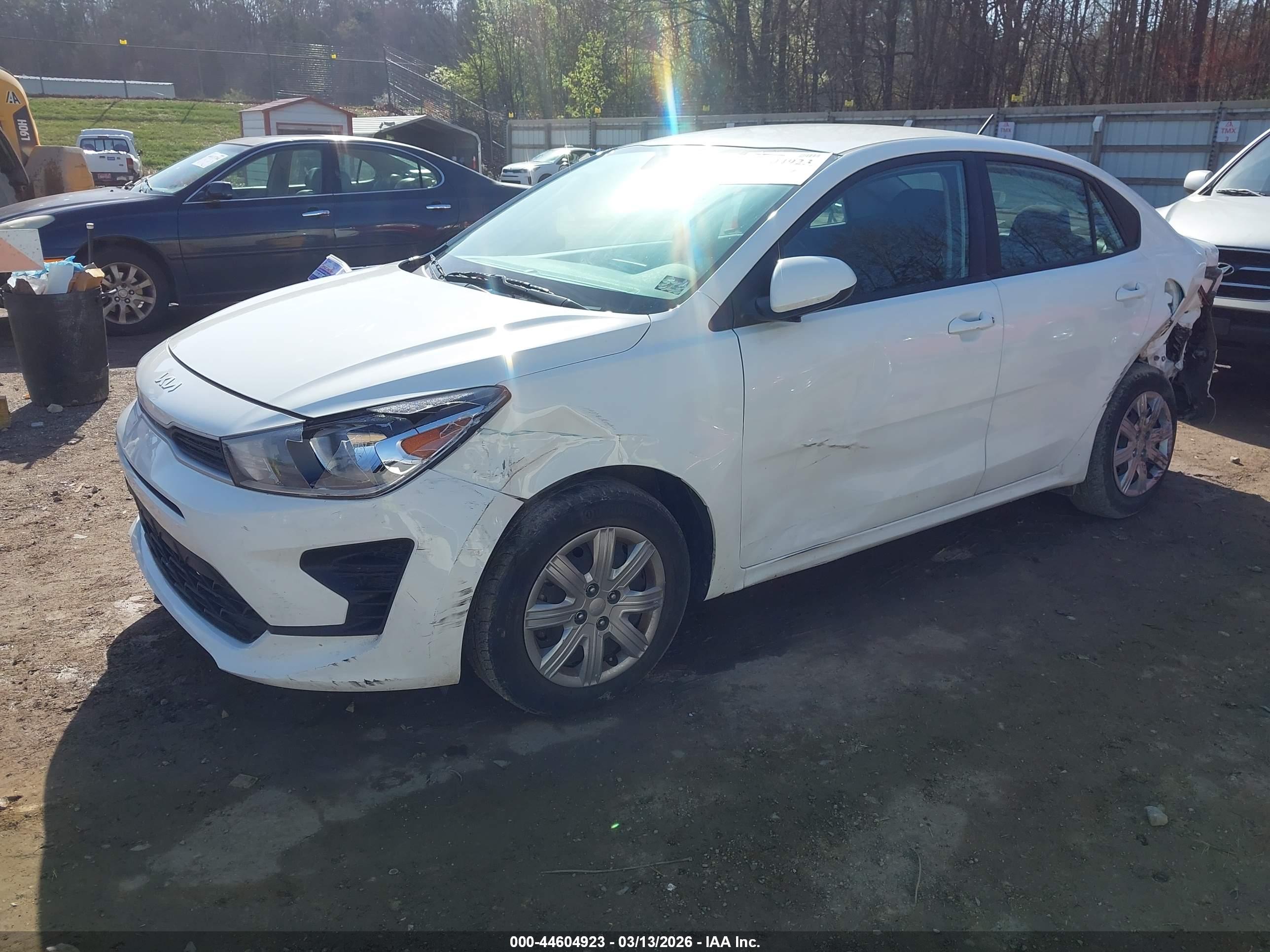 KIA RIO image 2