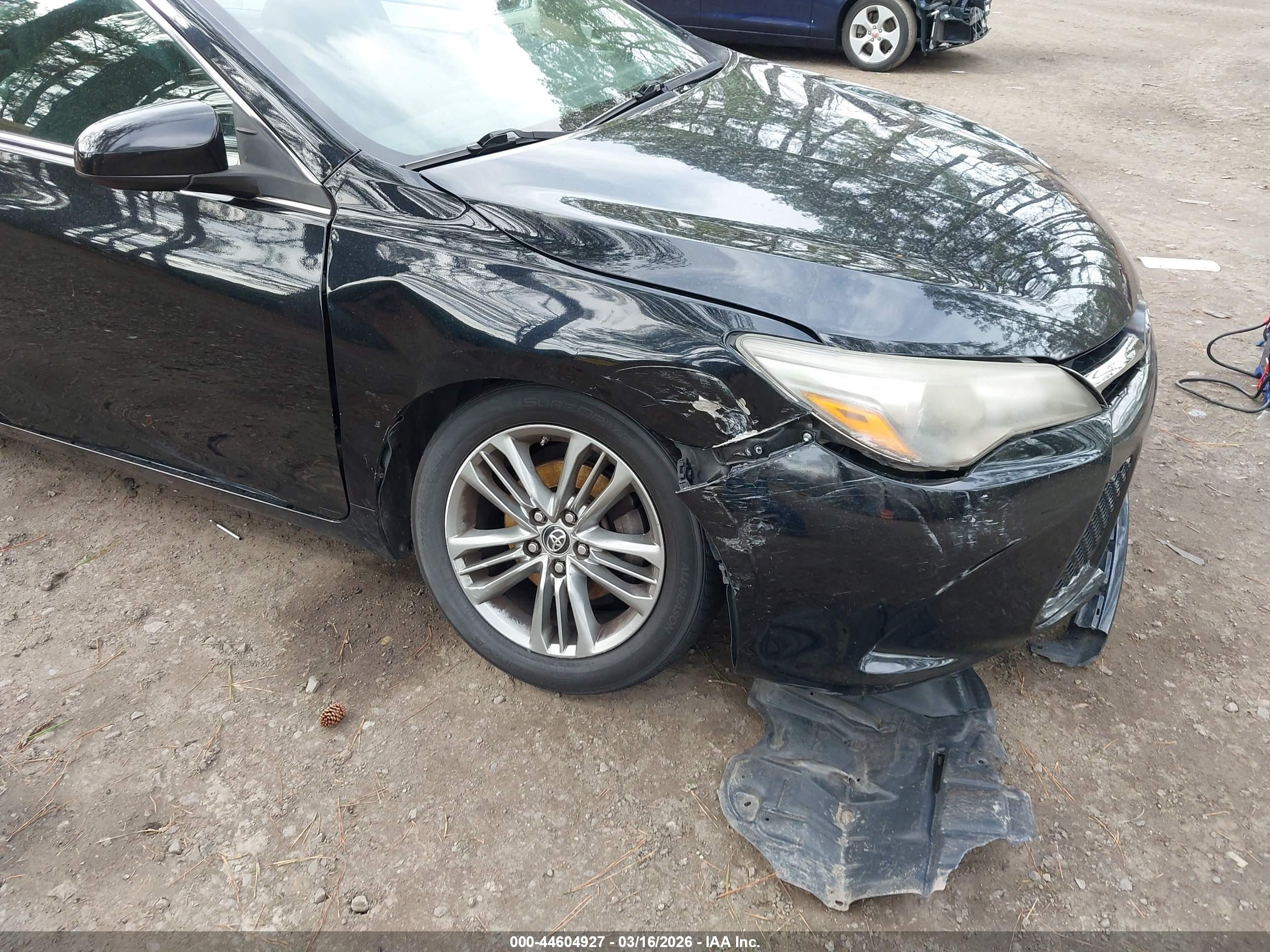 TOYOTA CAMRY image 6