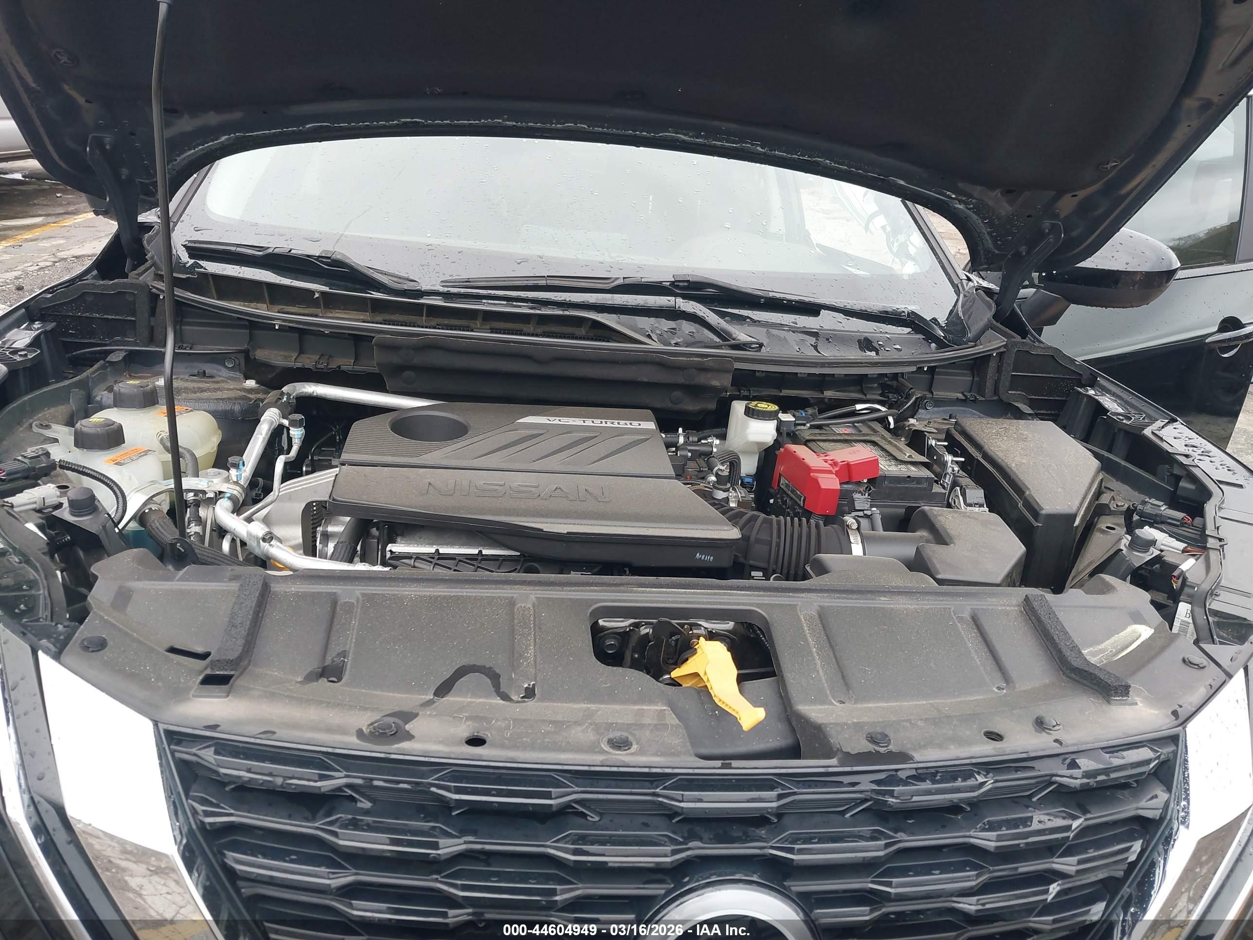 NISSAN ROGUE image 10