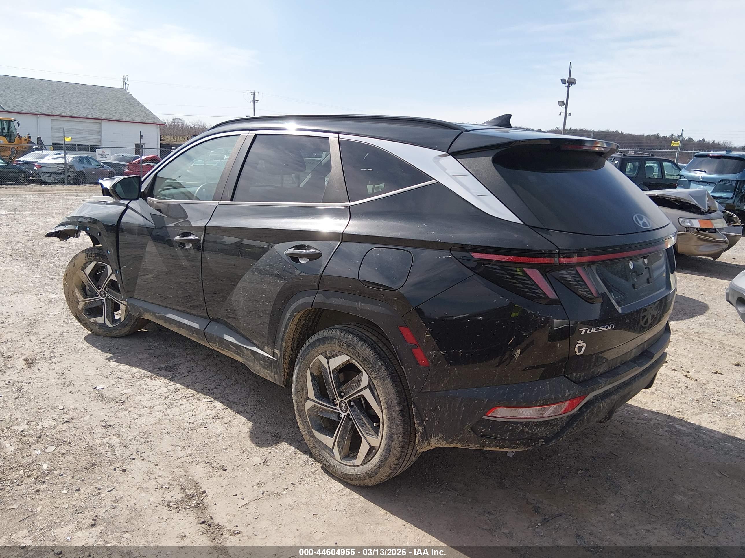 HYUNDAI TUCSON image 3