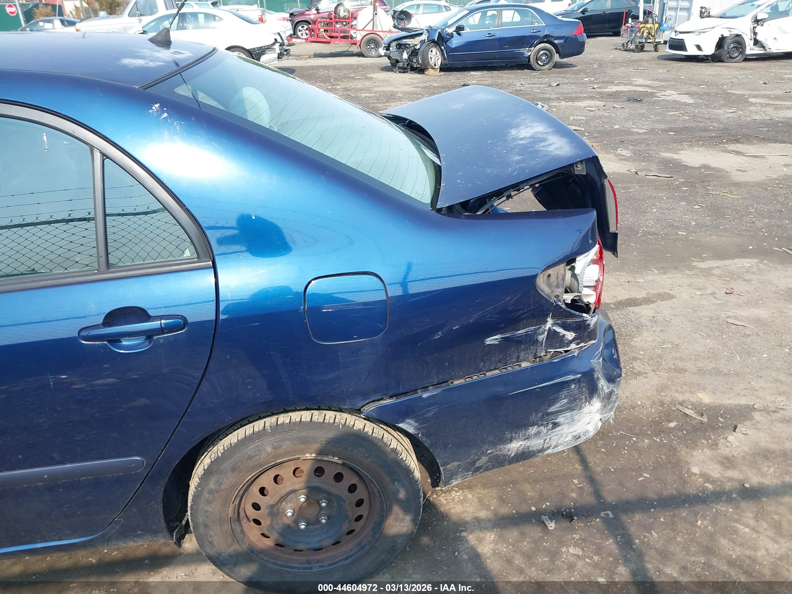 TOYOTA COROLLA image 6