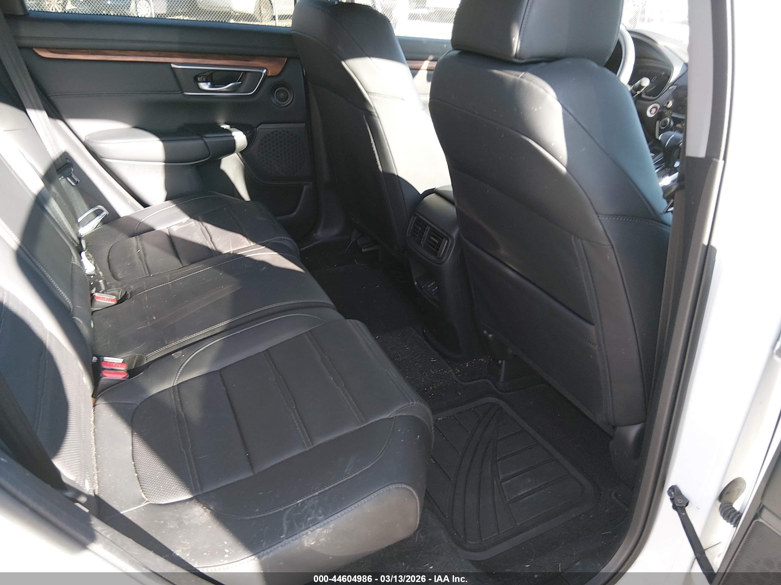 HONDA CR-V image 8