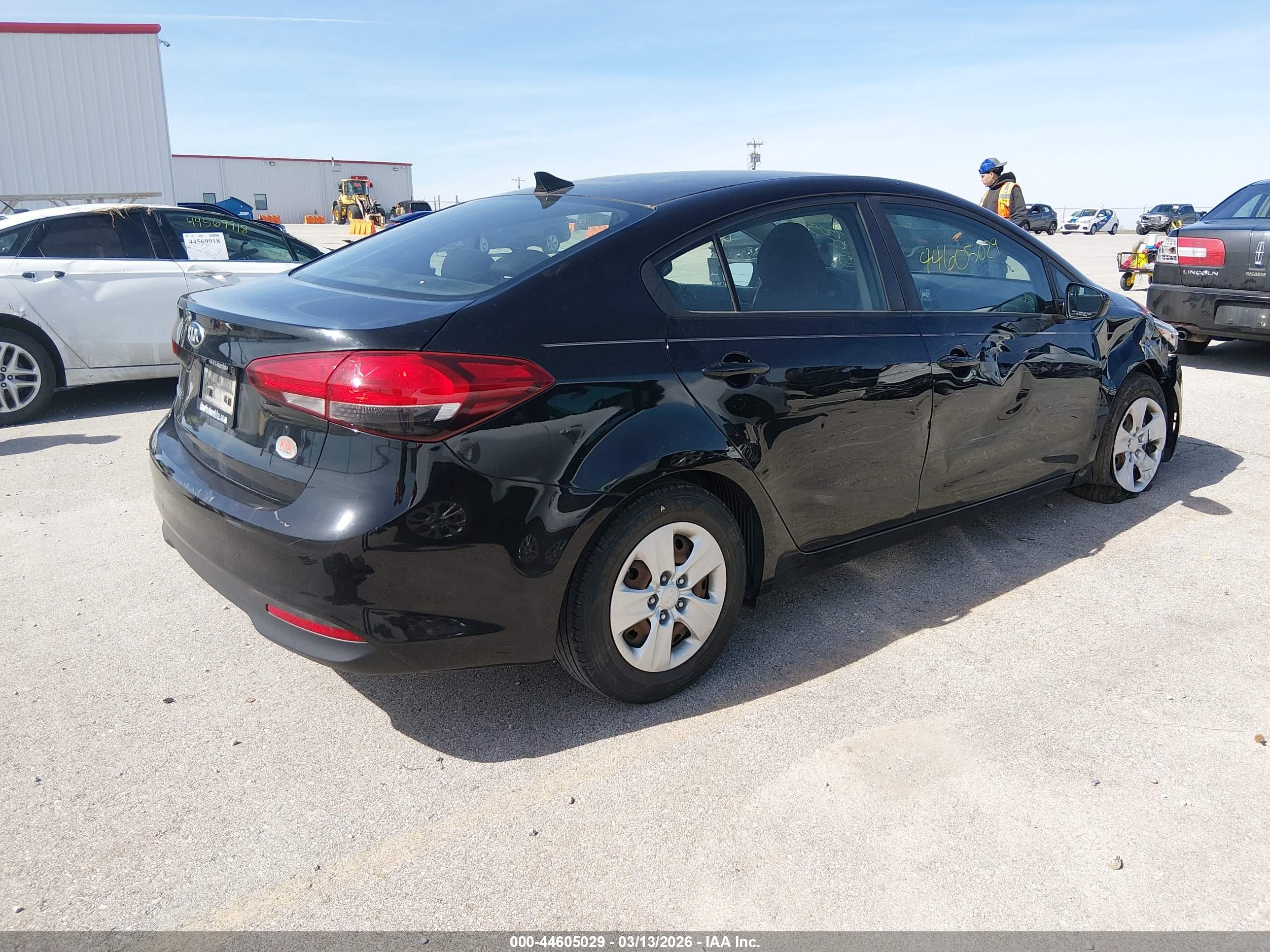 KIA FORTE image 4