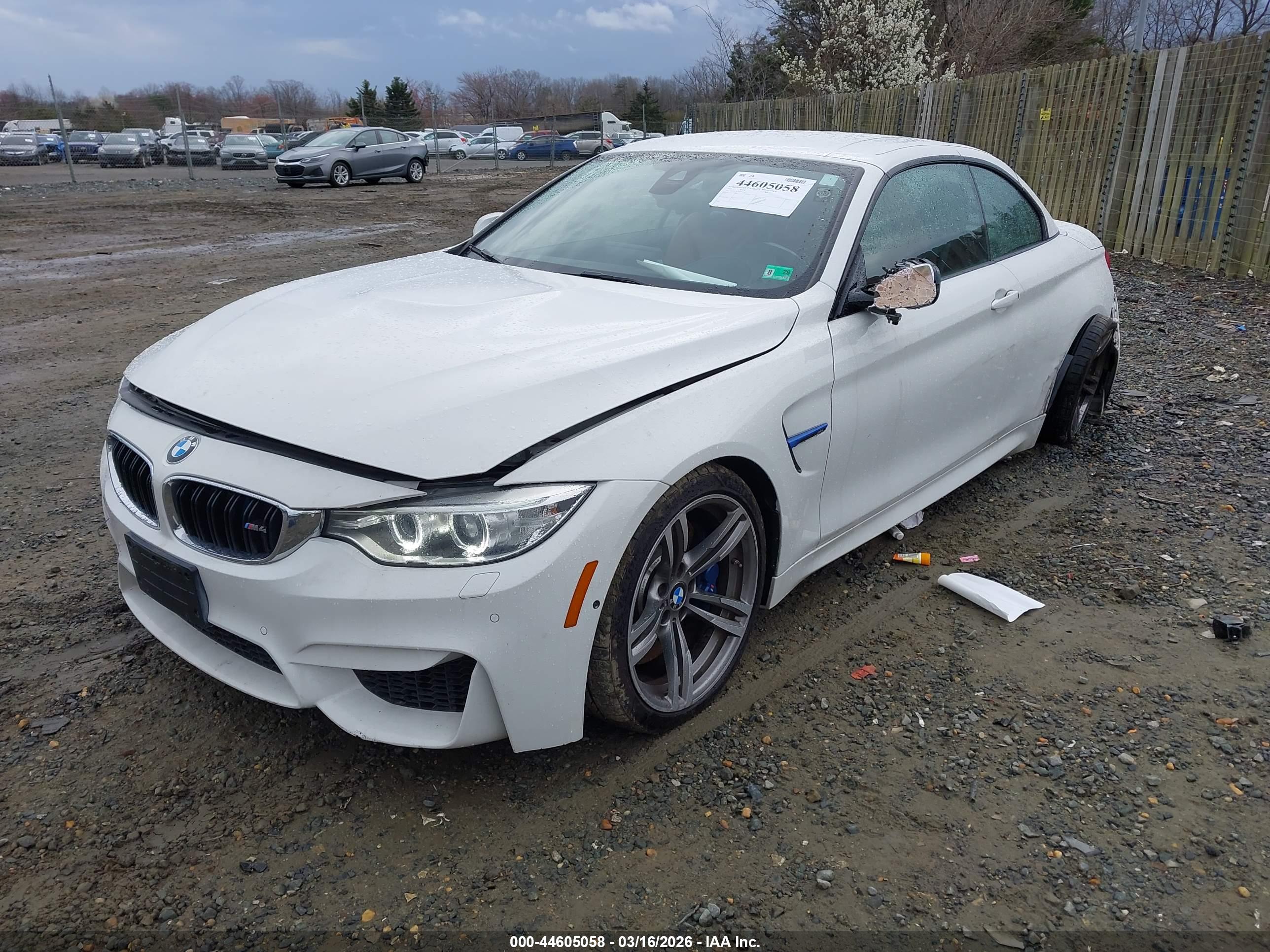BMW M4 image 2