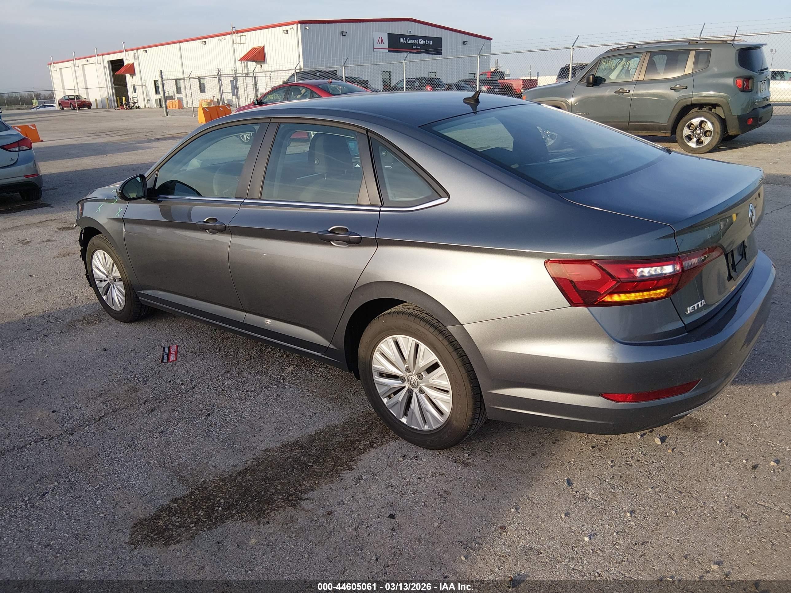 VOLKSWAGEN JETTA image 3