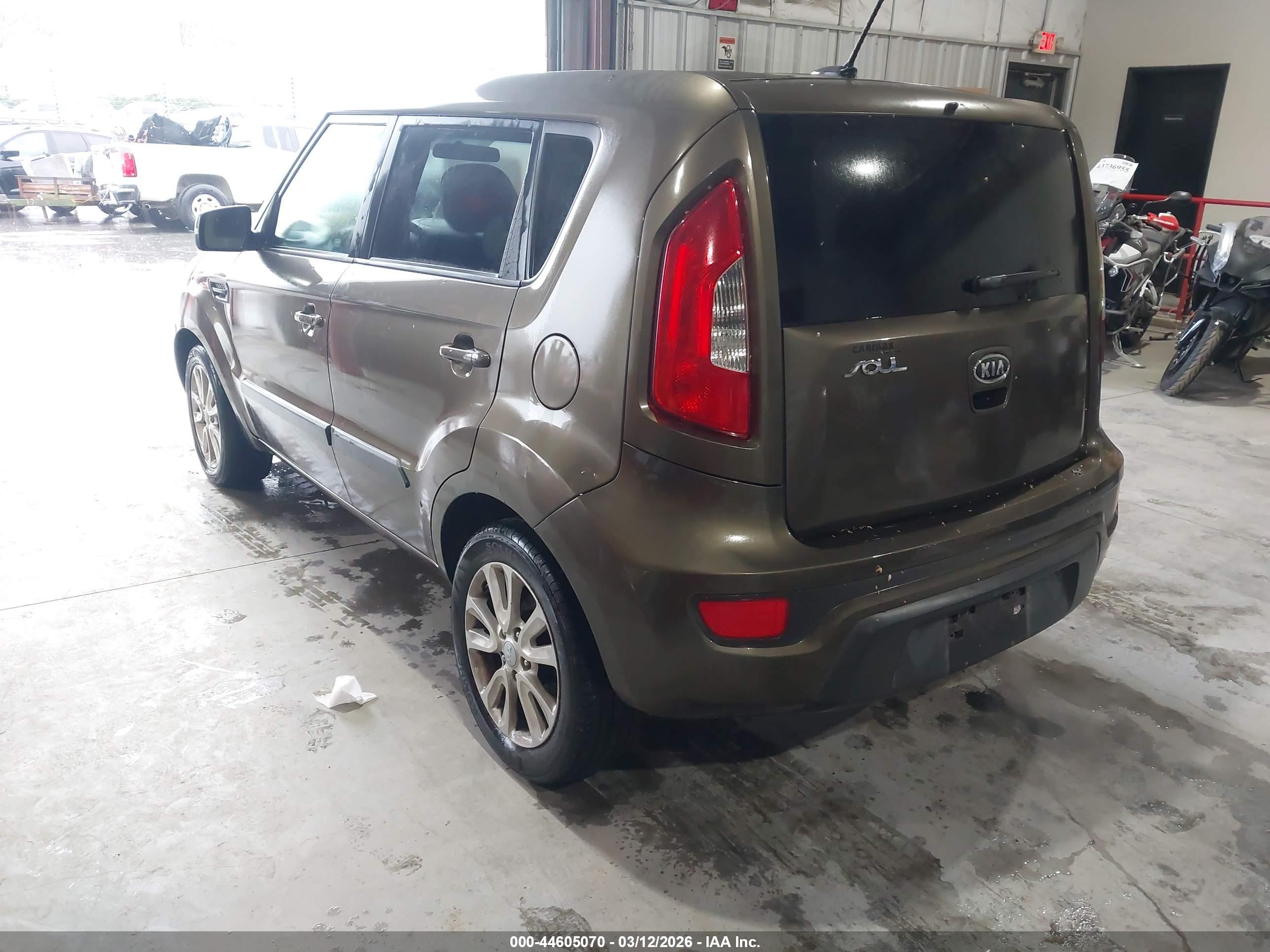 KIA SOUL image 3