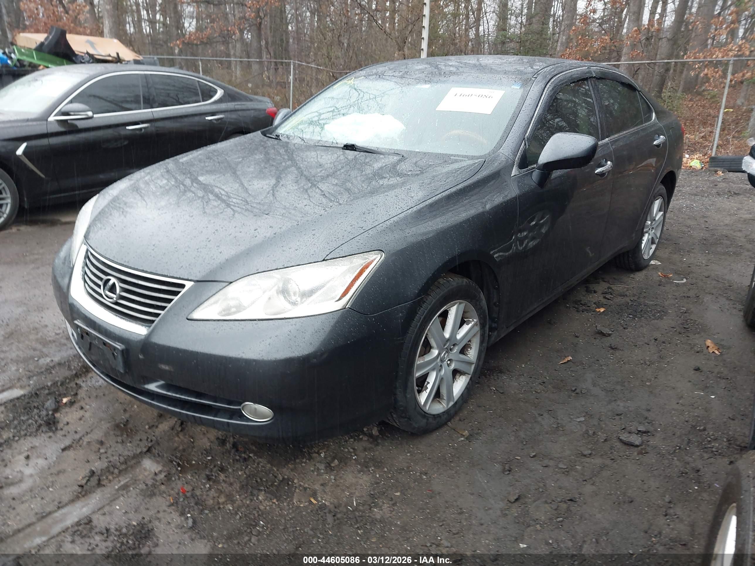 LEXUS ES image 2