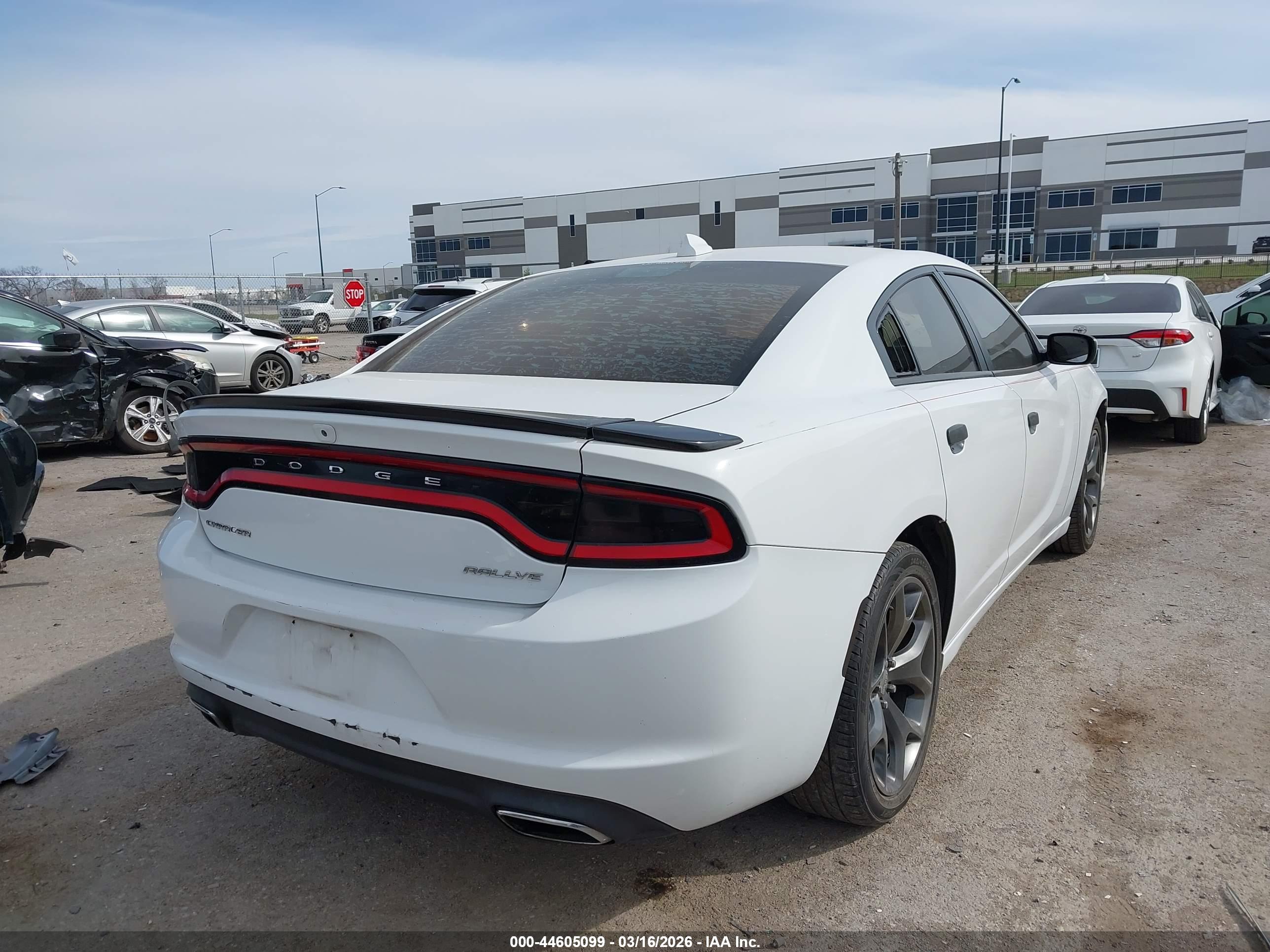 DODGE CHARGER image 4