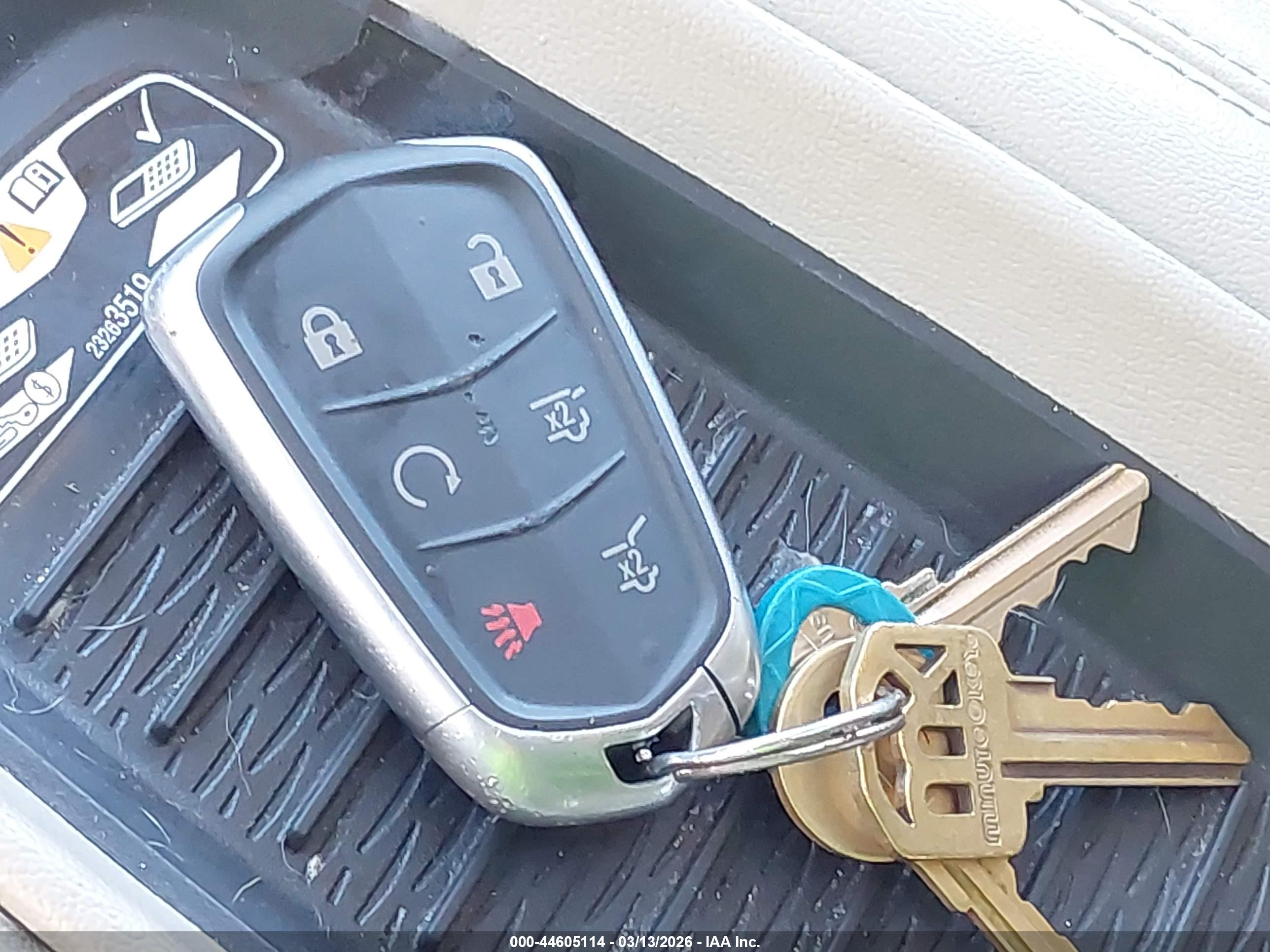 CADILLAC ESCALADE image 11