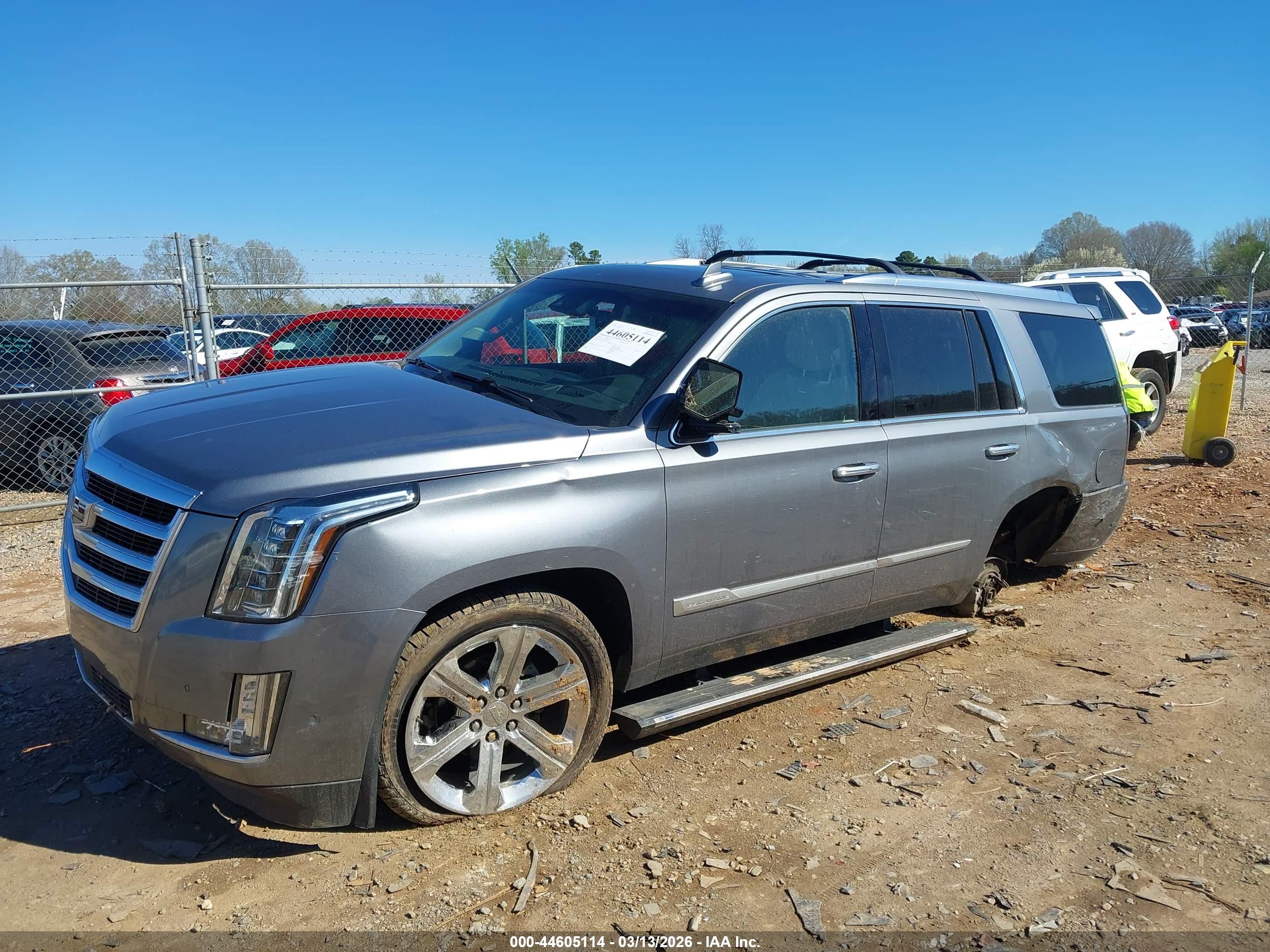 CADILLAC ESCALADE image 2