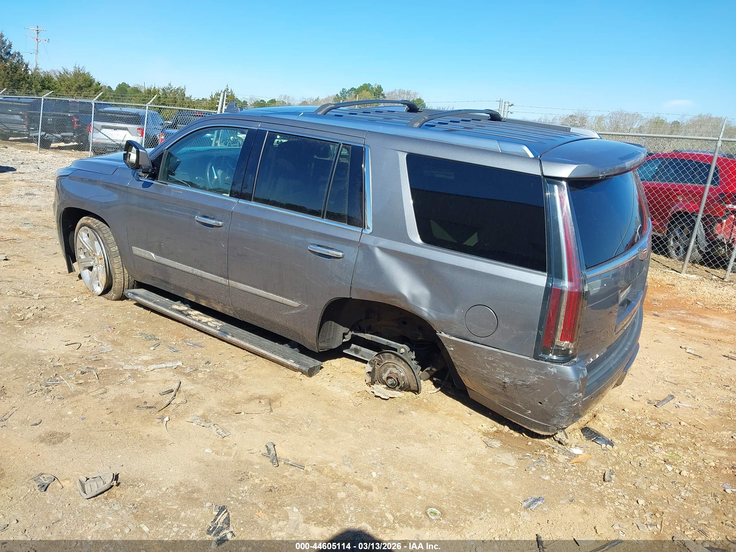 CADILLAC ESCALADE image 3