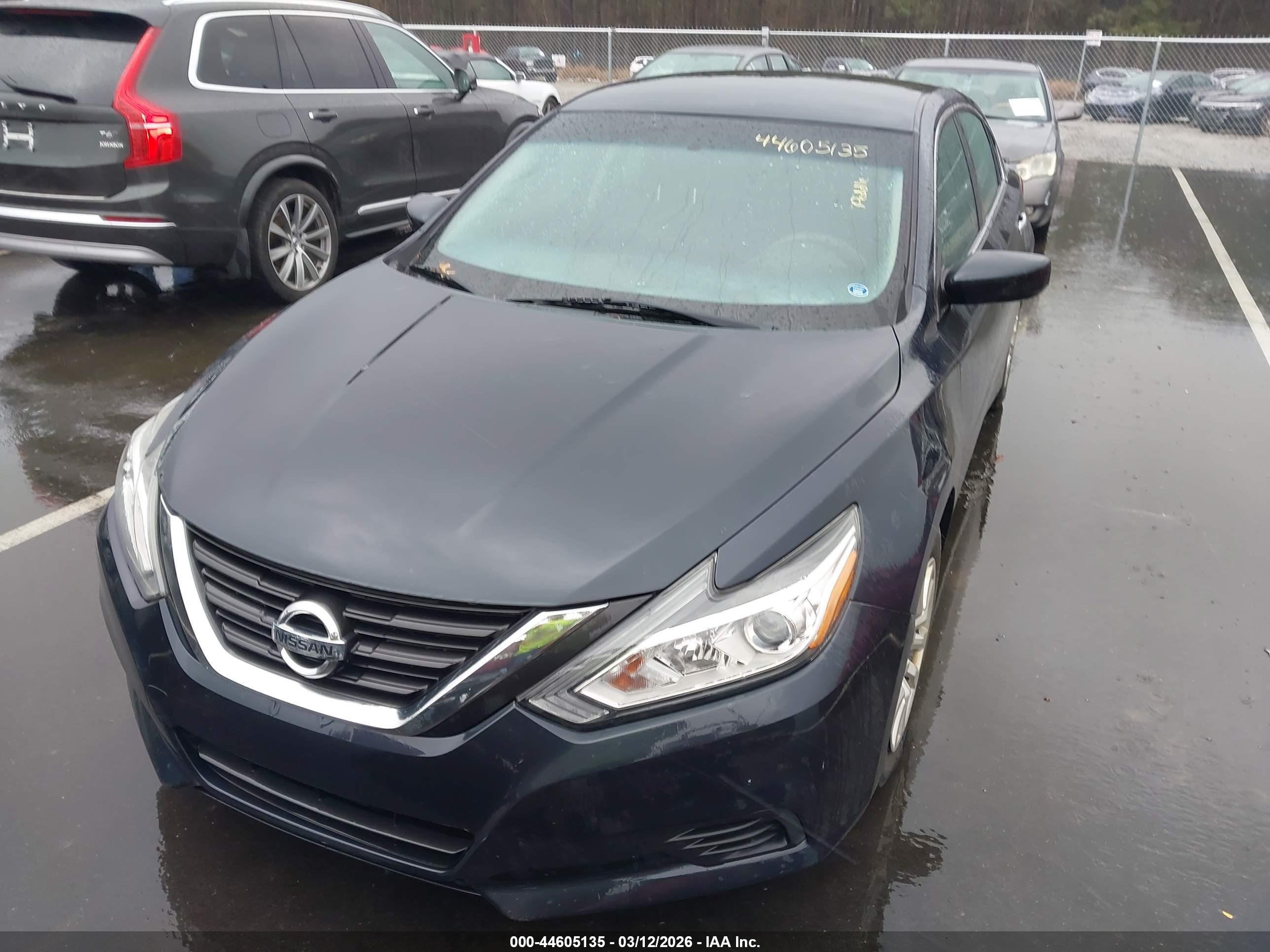 NISSAN ALTIMA image 6