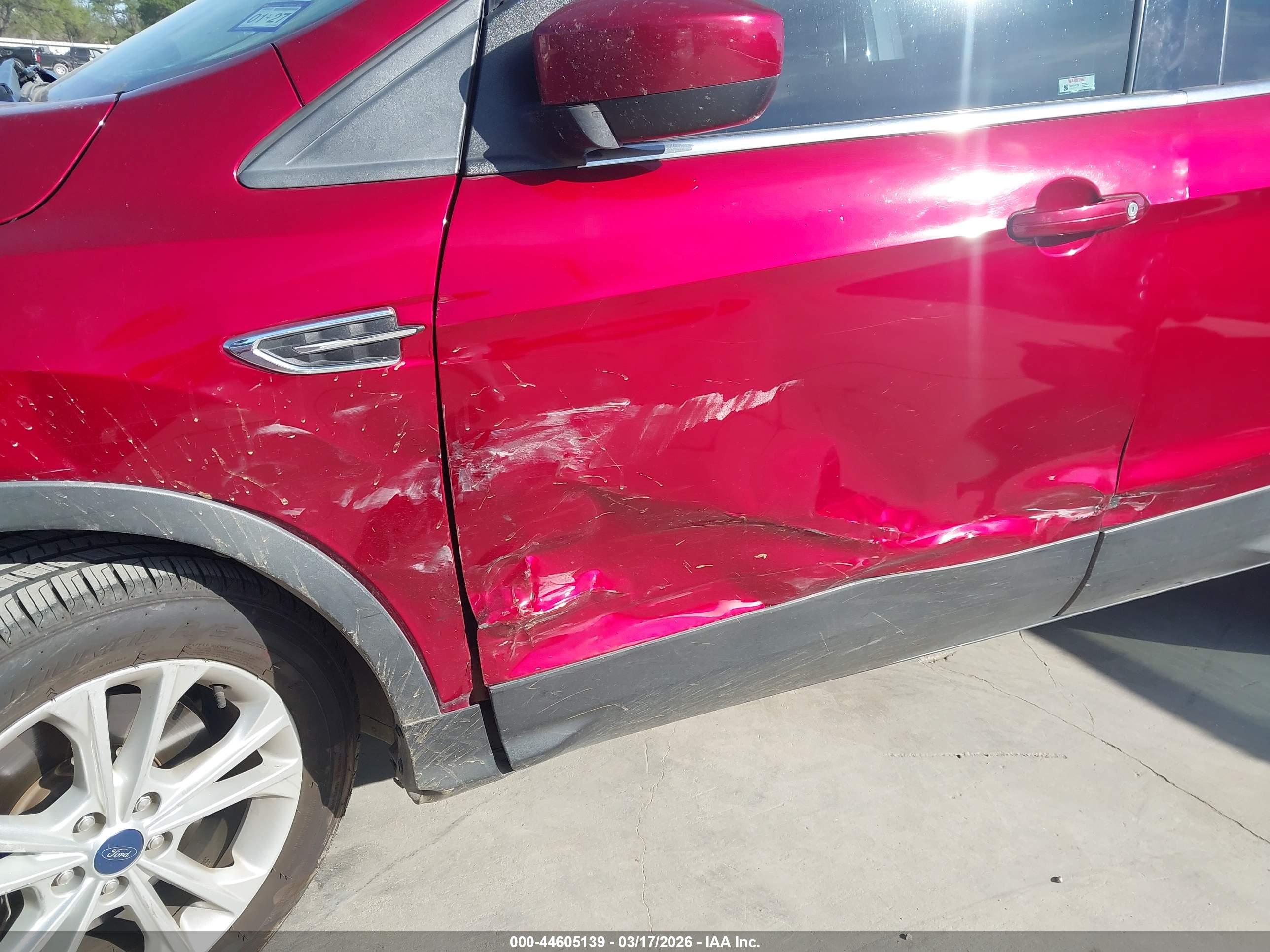 FORD ESCAPE image 6