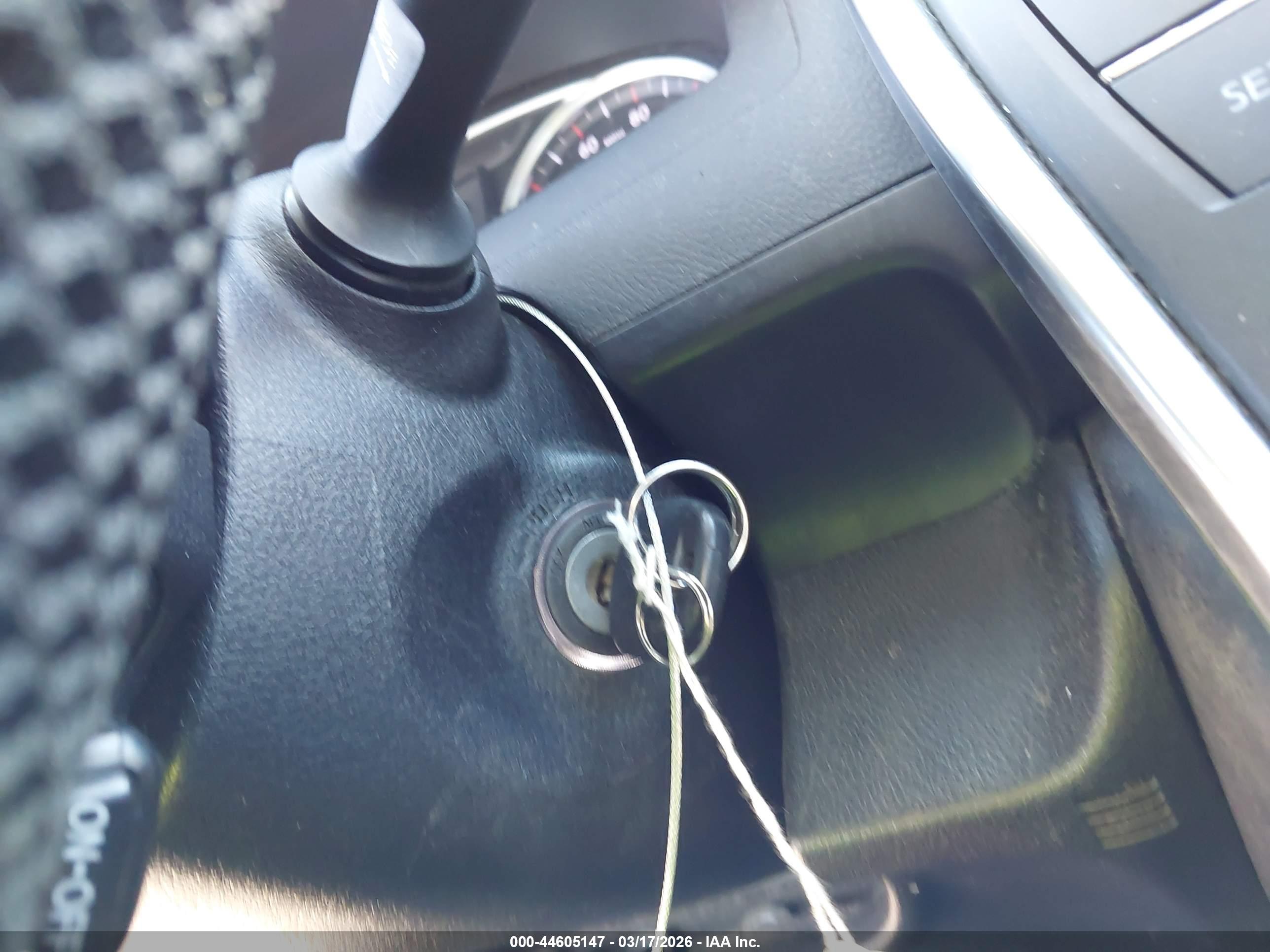 TOYOTA CAMRY image 11