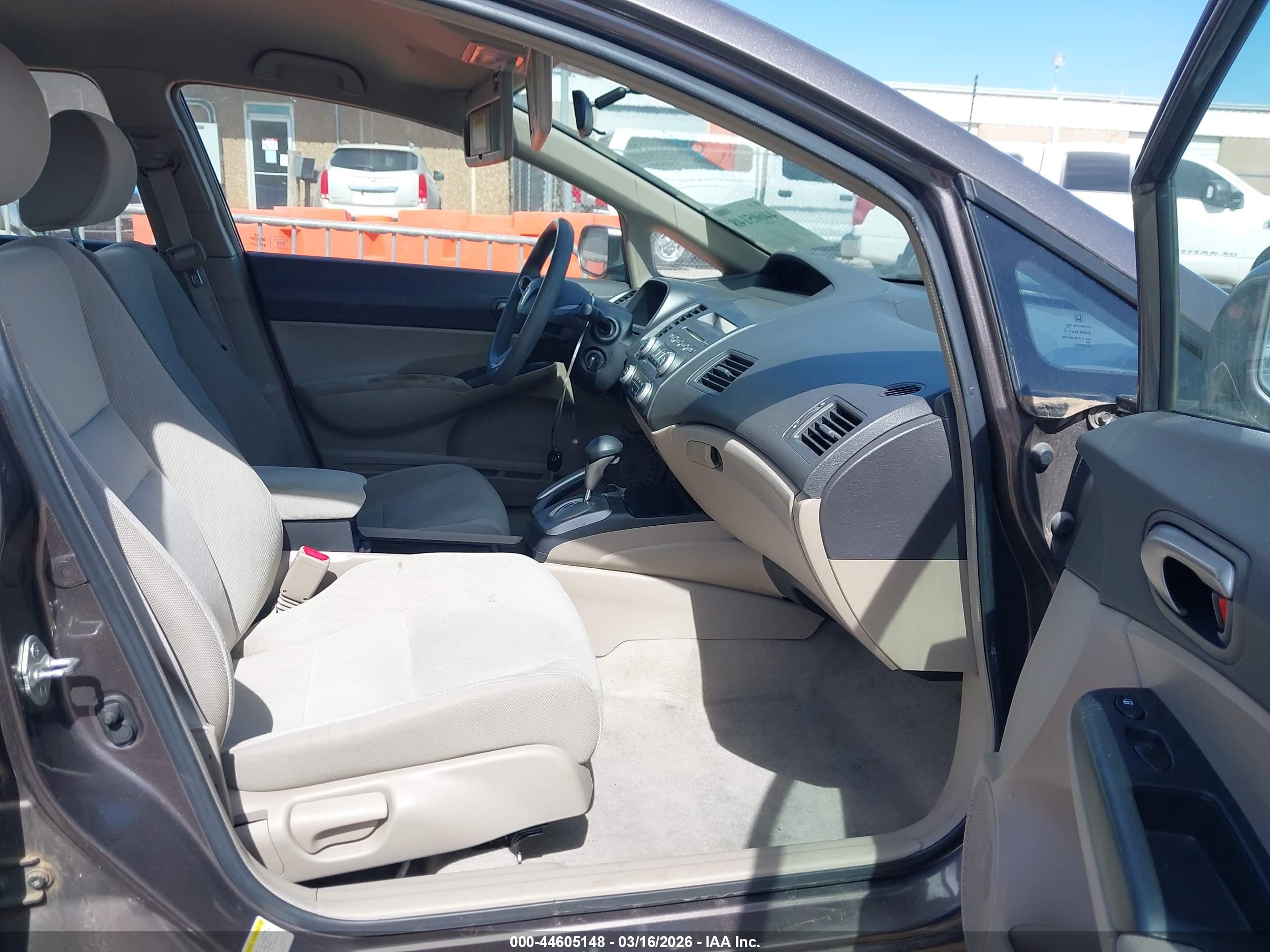 HONDA CIVIC image 5