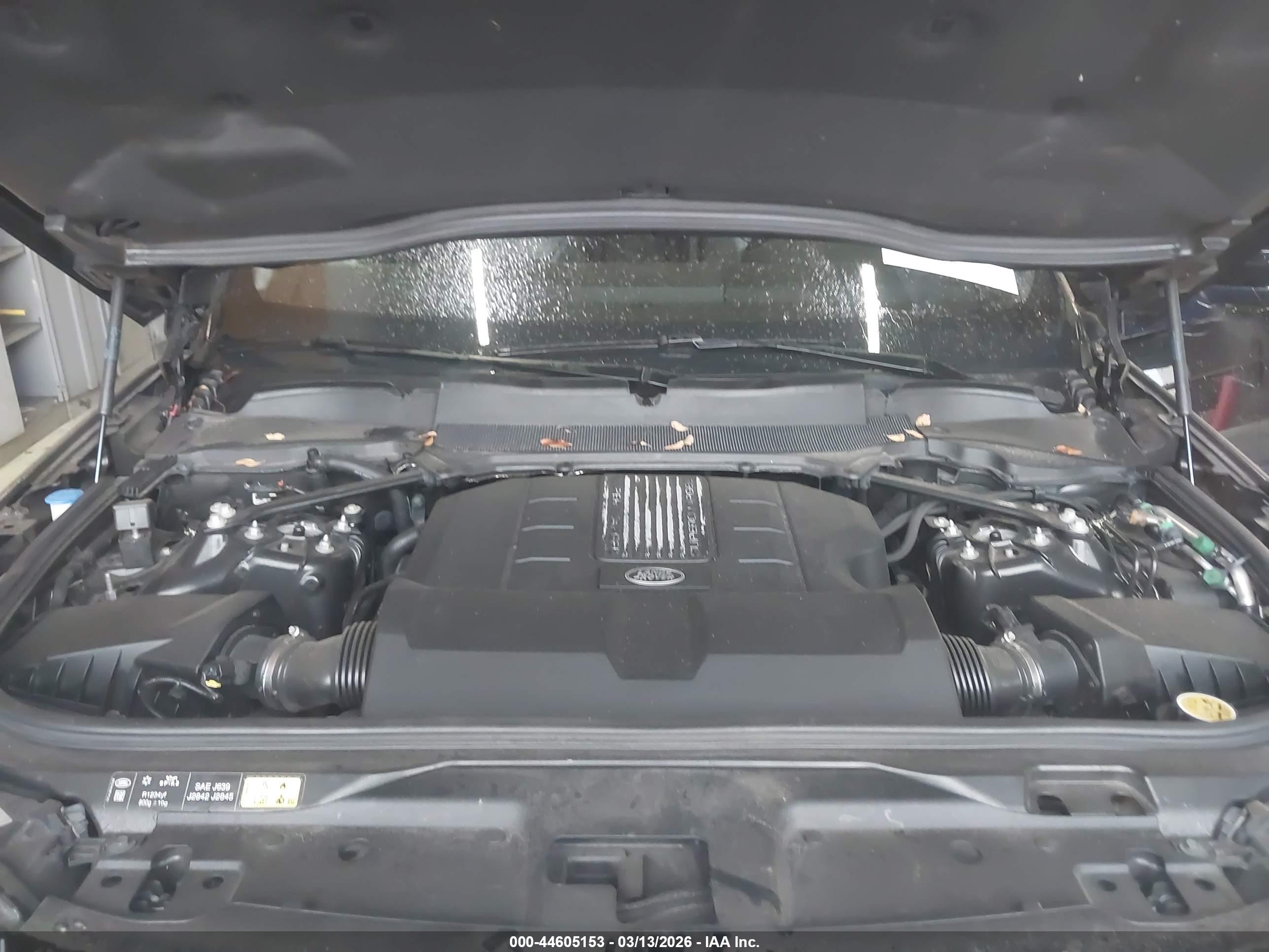 LAND ROVER image 10