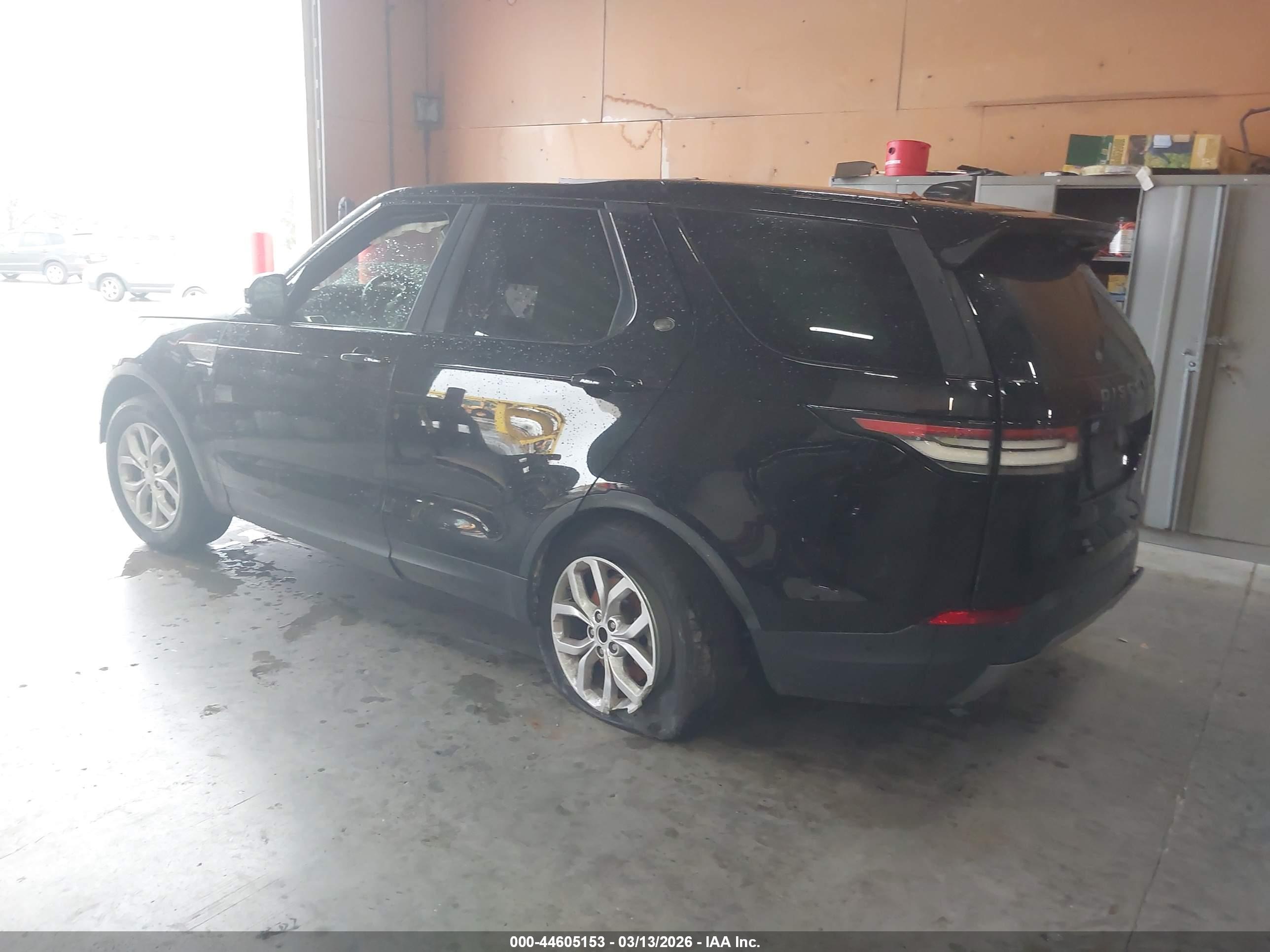 LAND ROVER image 3