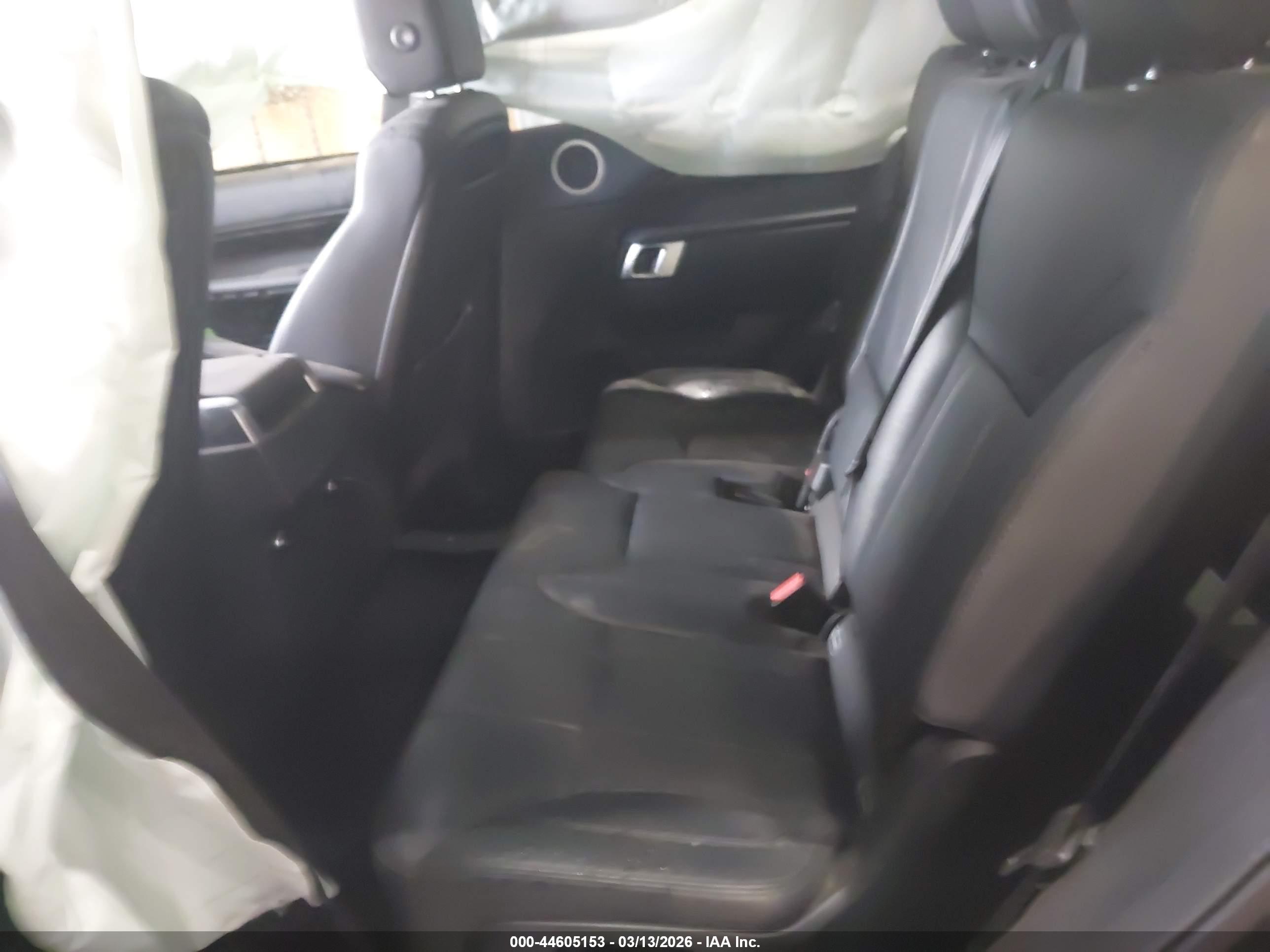 LAND ROVER image 8