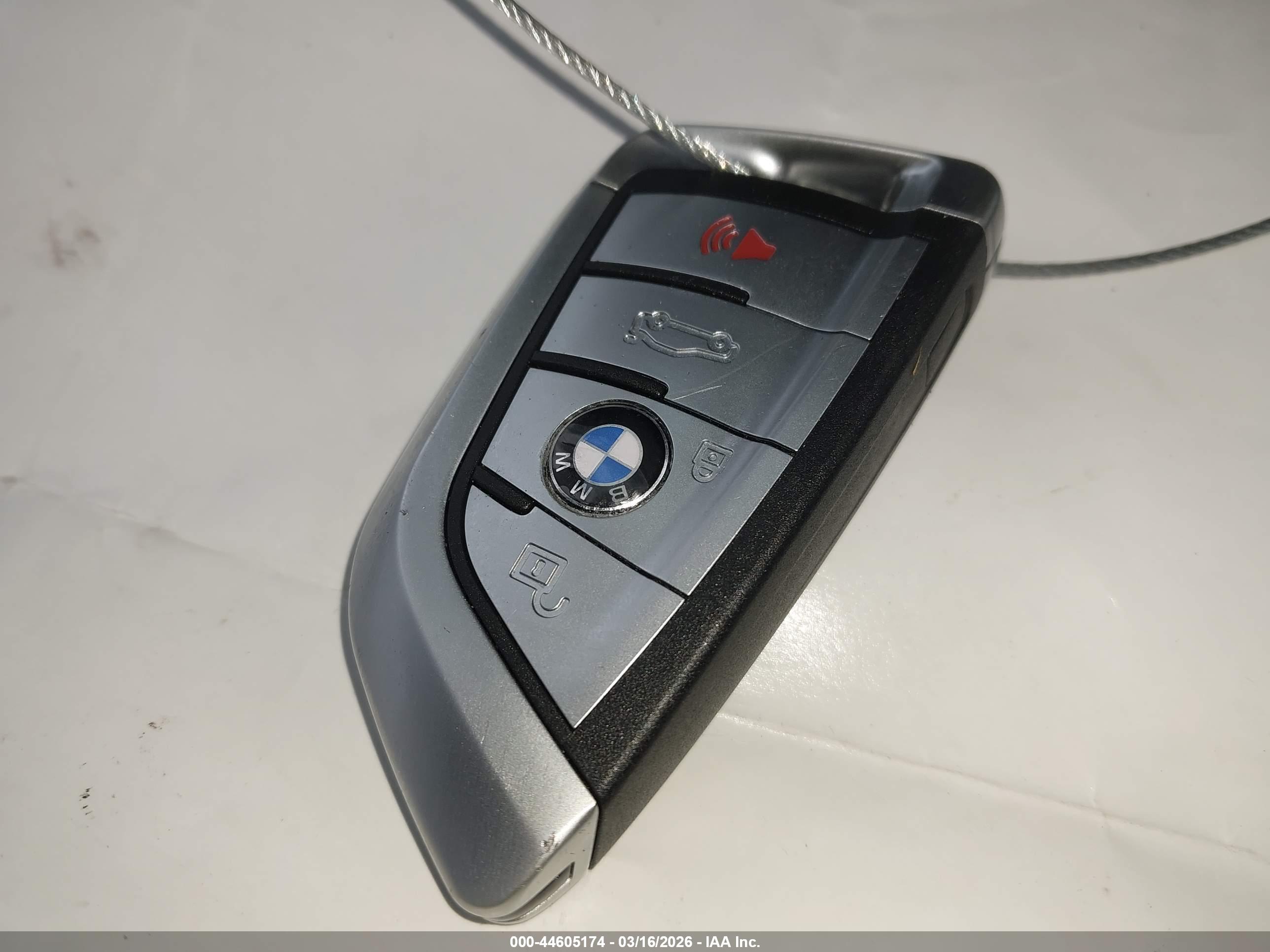 BMW 328I image 11