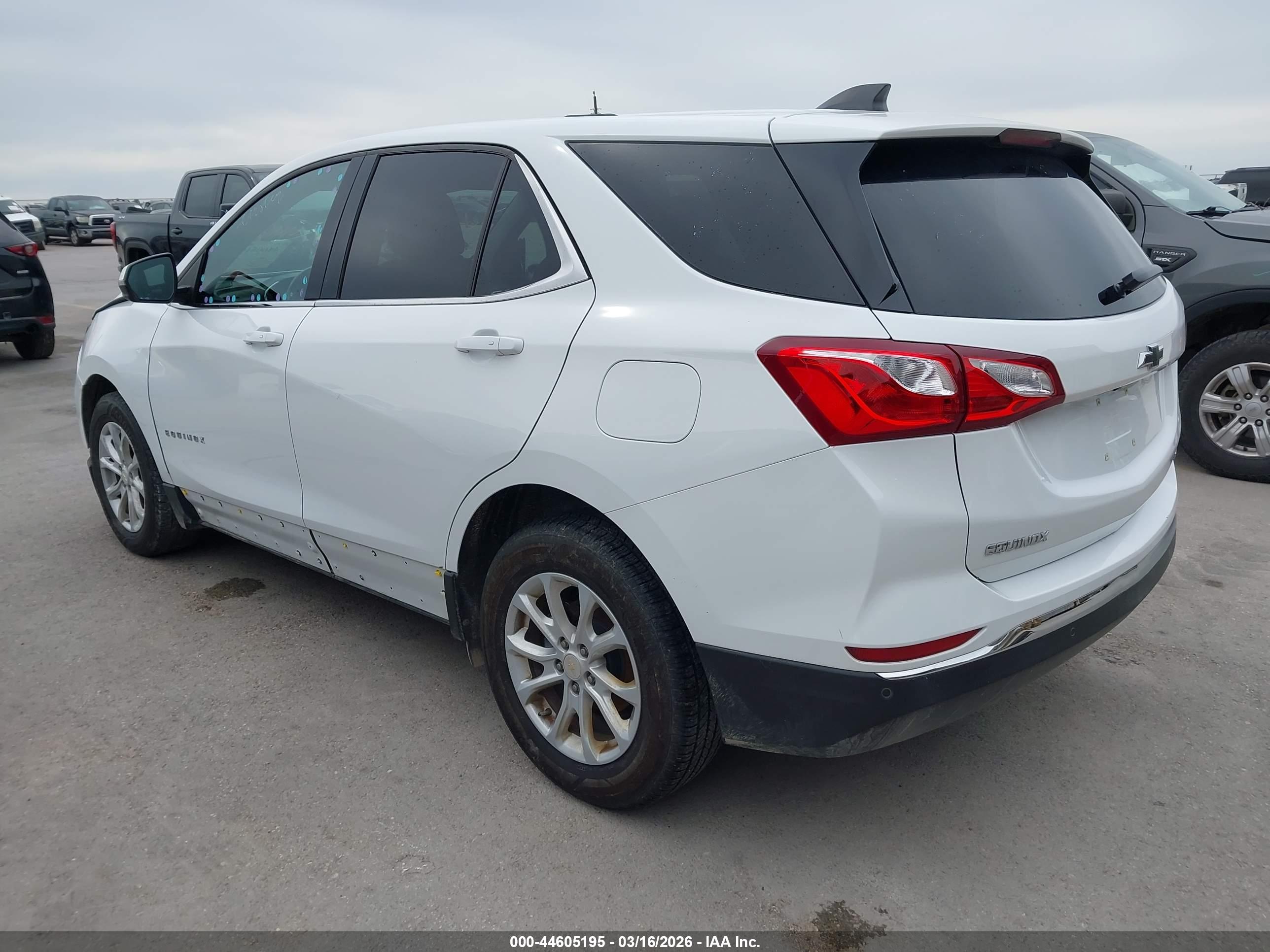 CHEVROLET EQUINOX image 3