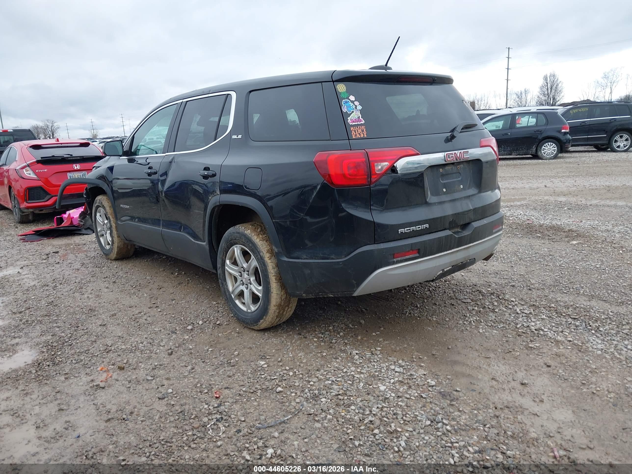 GMC ACADIA image 3