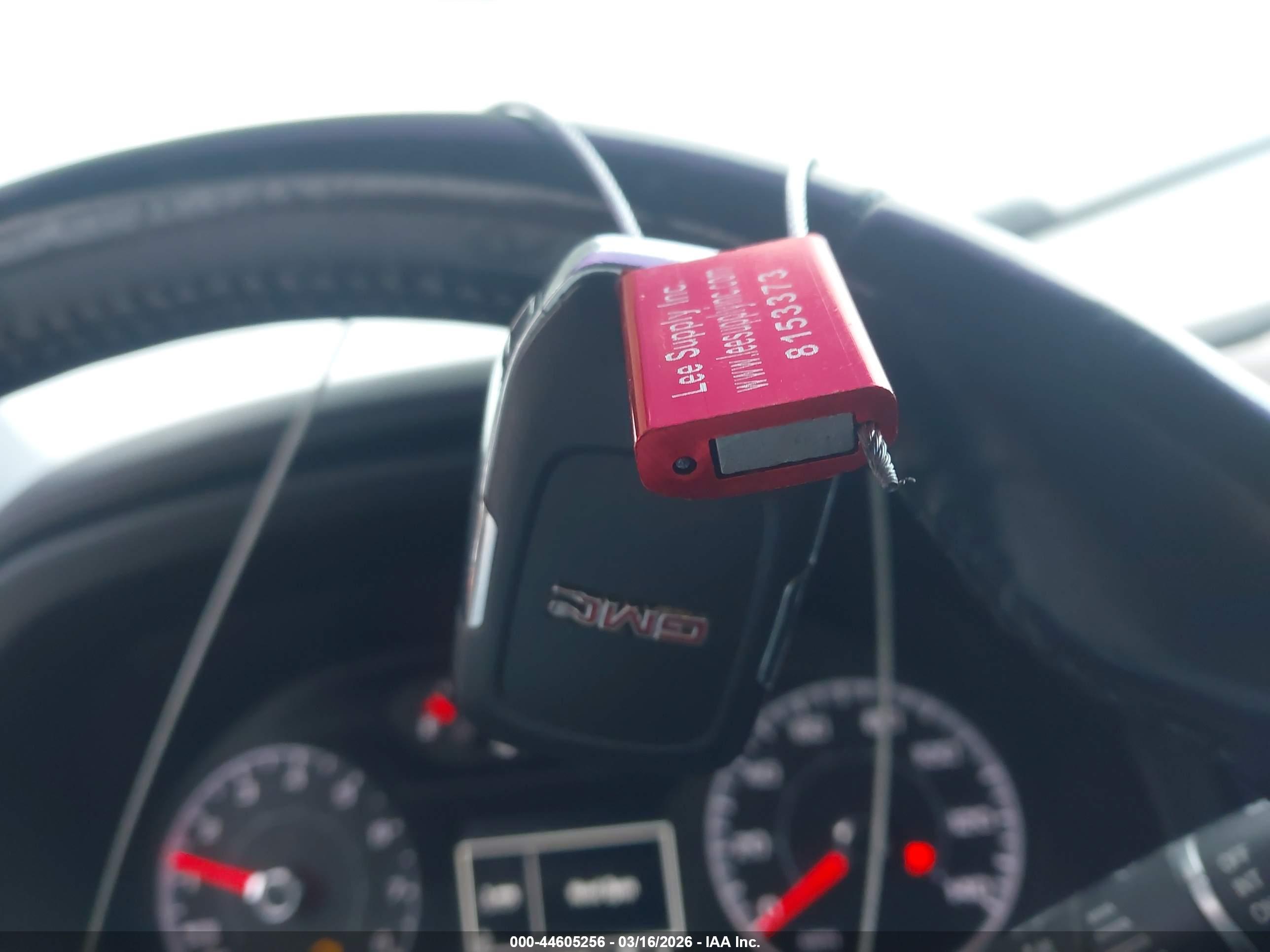 GMC ACADIA image 11