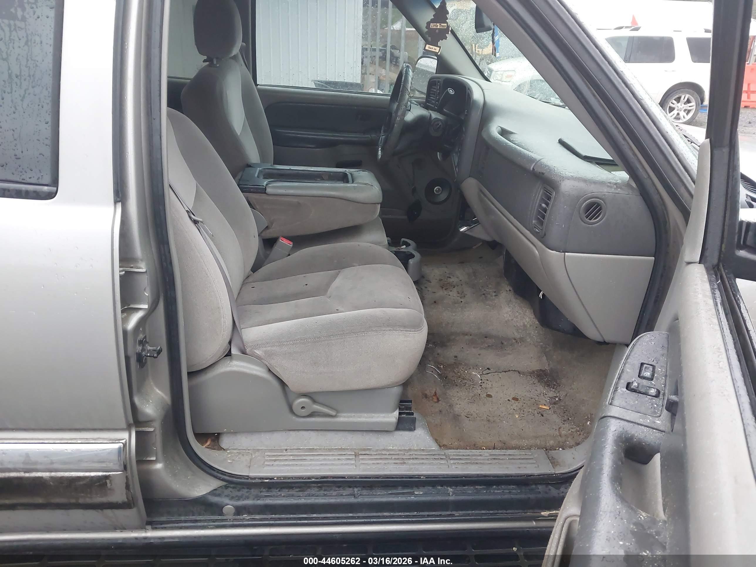 GMC YUKON image 5