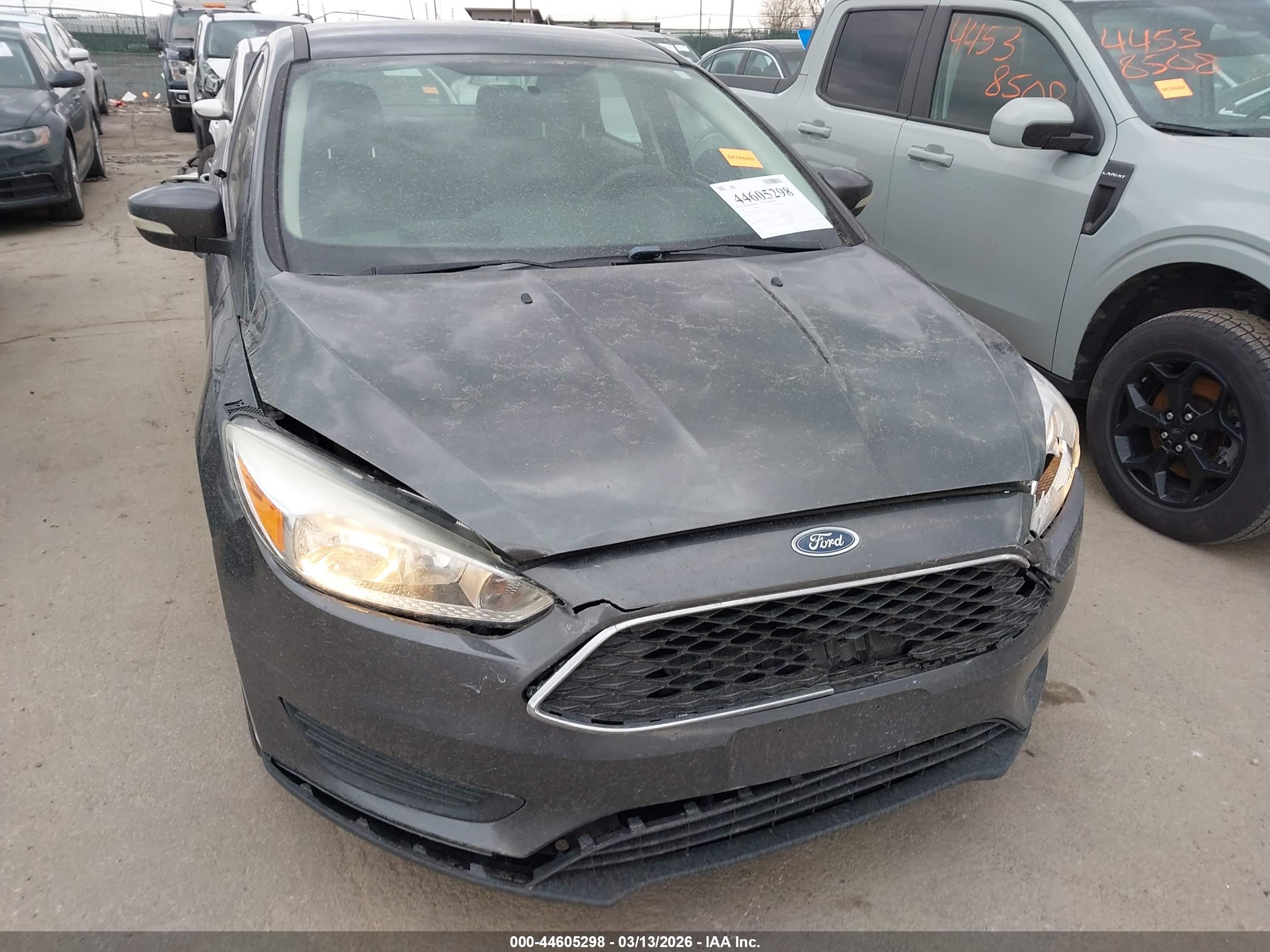FORD FOCUS image 6
