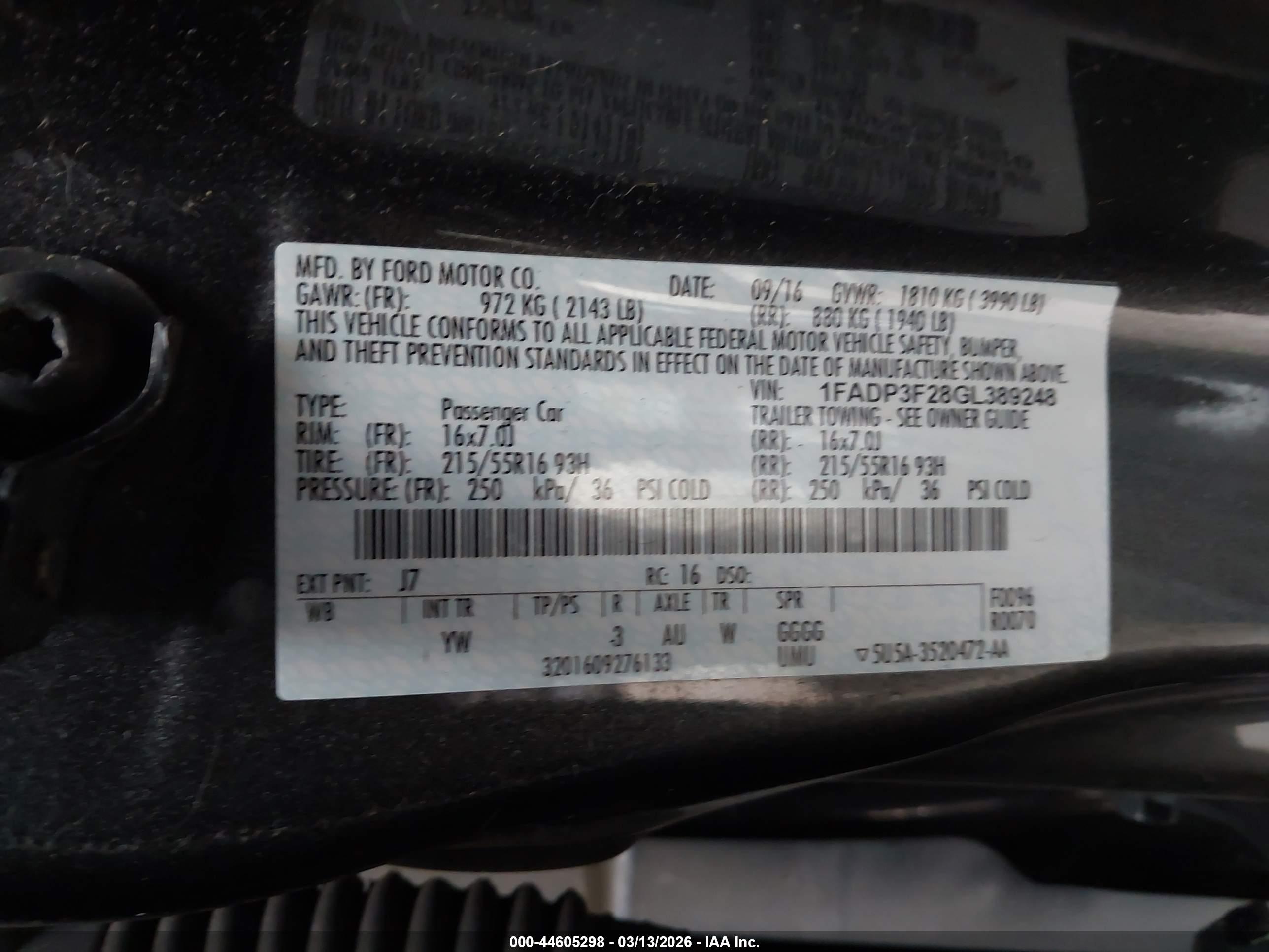FORD FOCUS image 9