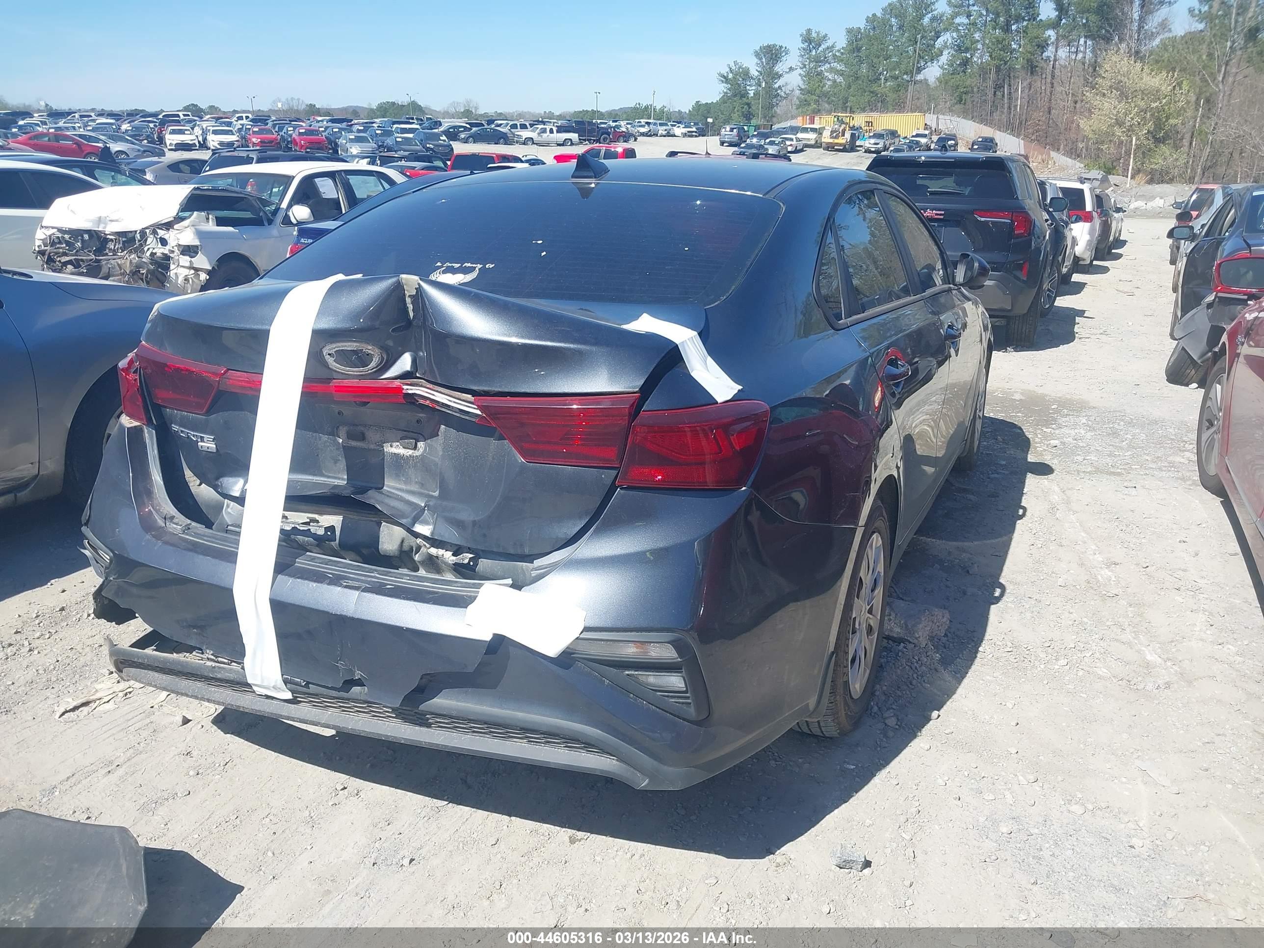 KIA FORTE image 4