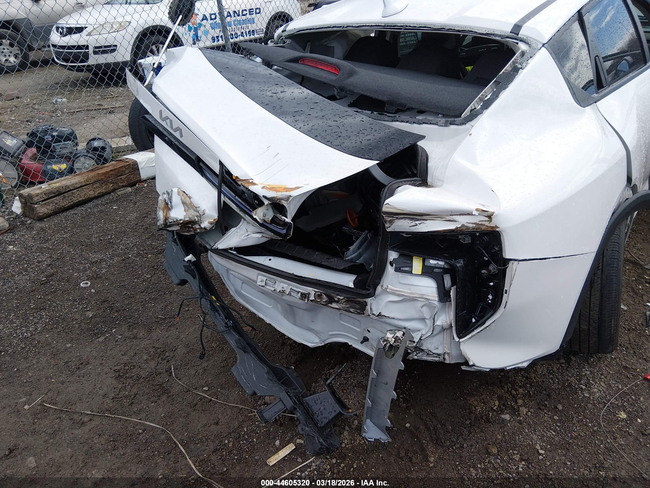 KIA K4 image 6