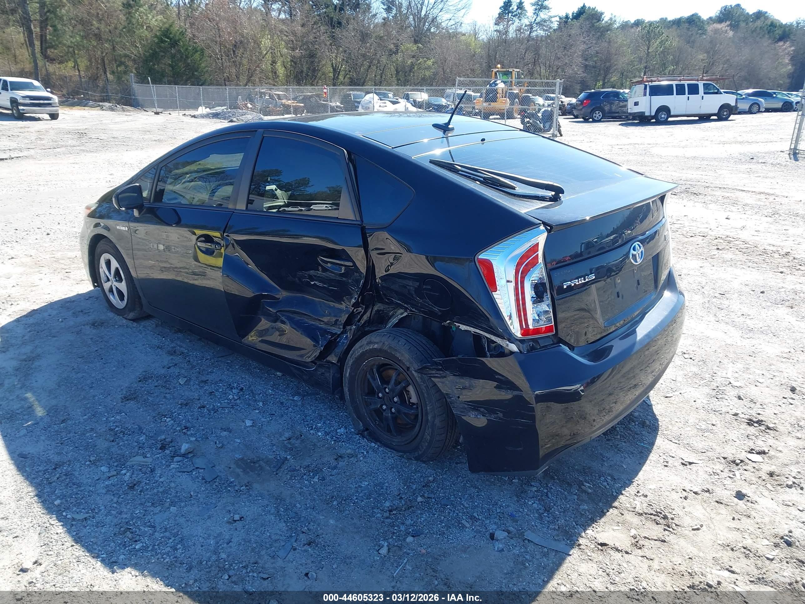 TOYOTA PRIUS image 3
