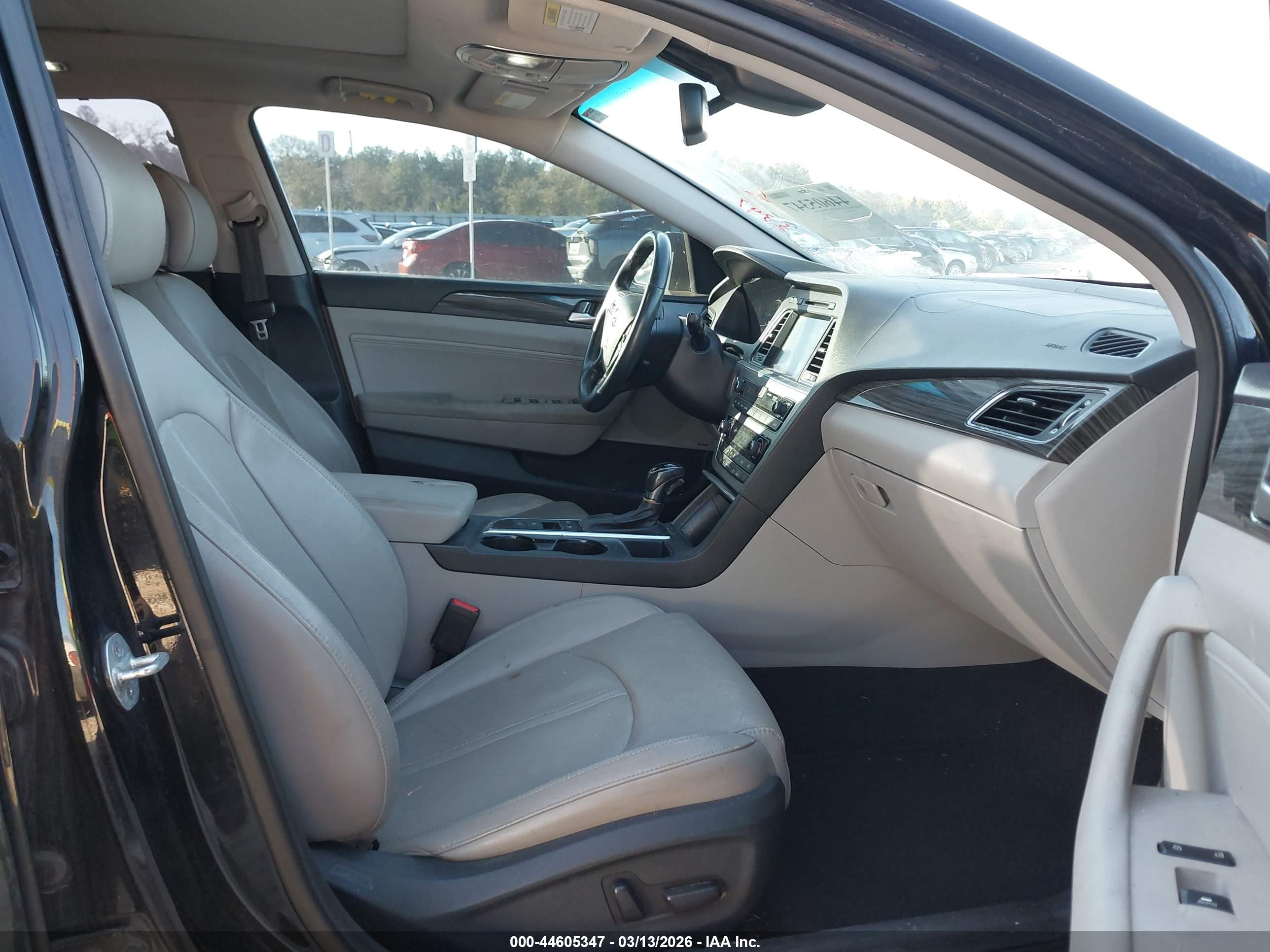 HYUNDAI SONATA image 5