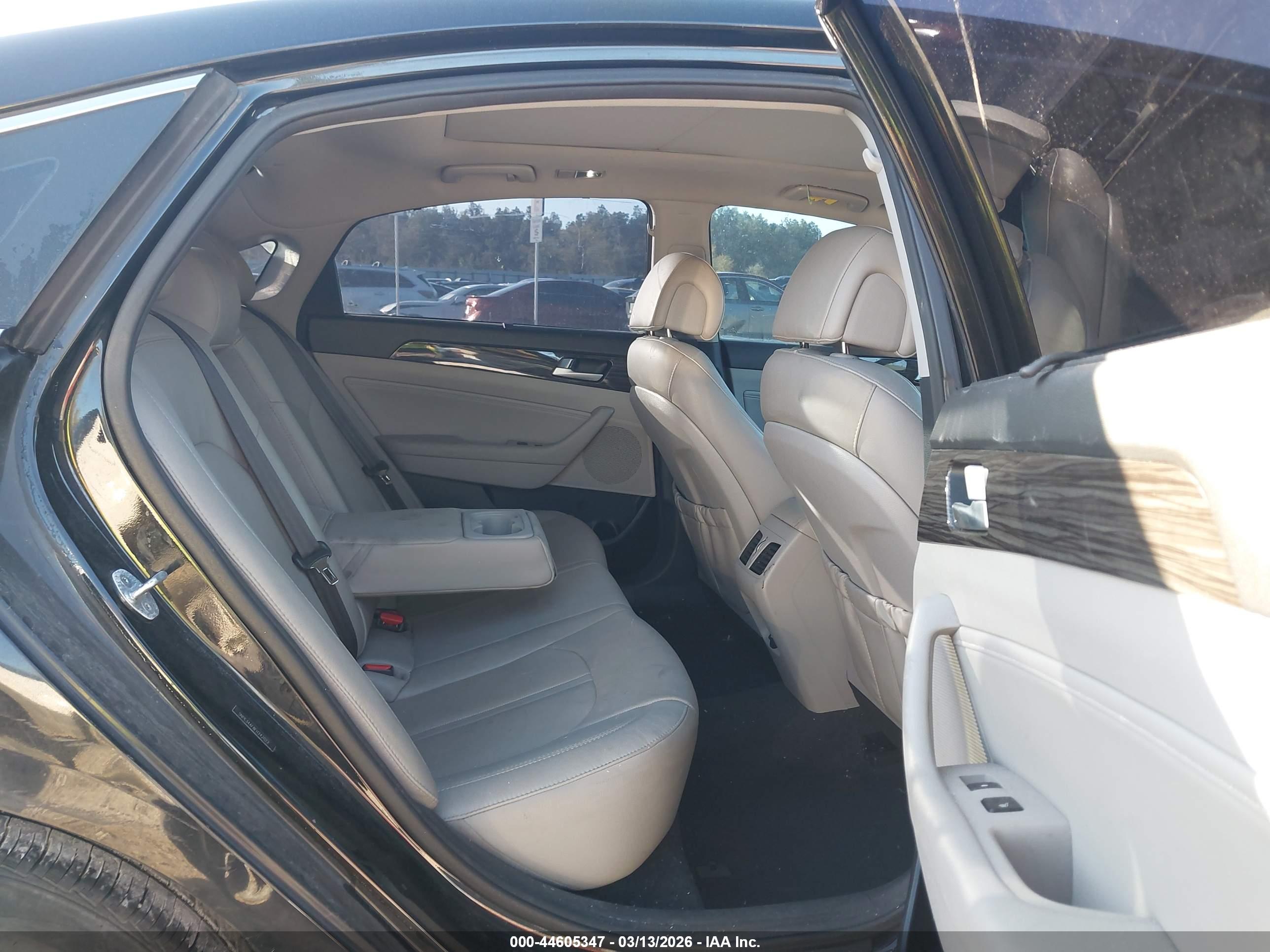 HYUNDAI SONATA image 8