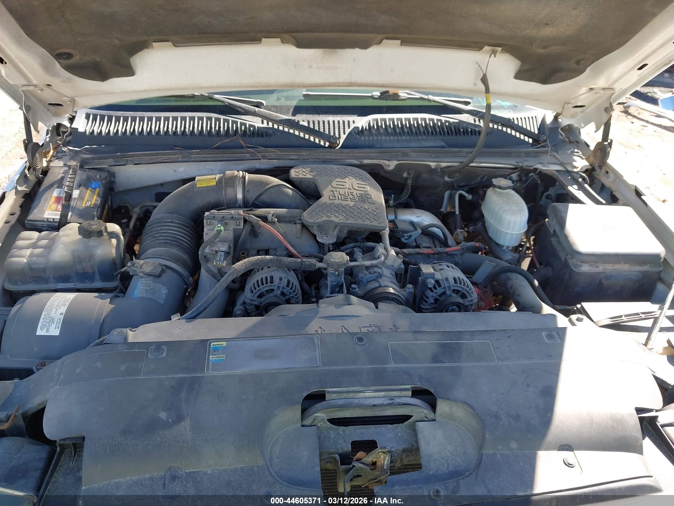 CHEVROLET SILVERADO image 10