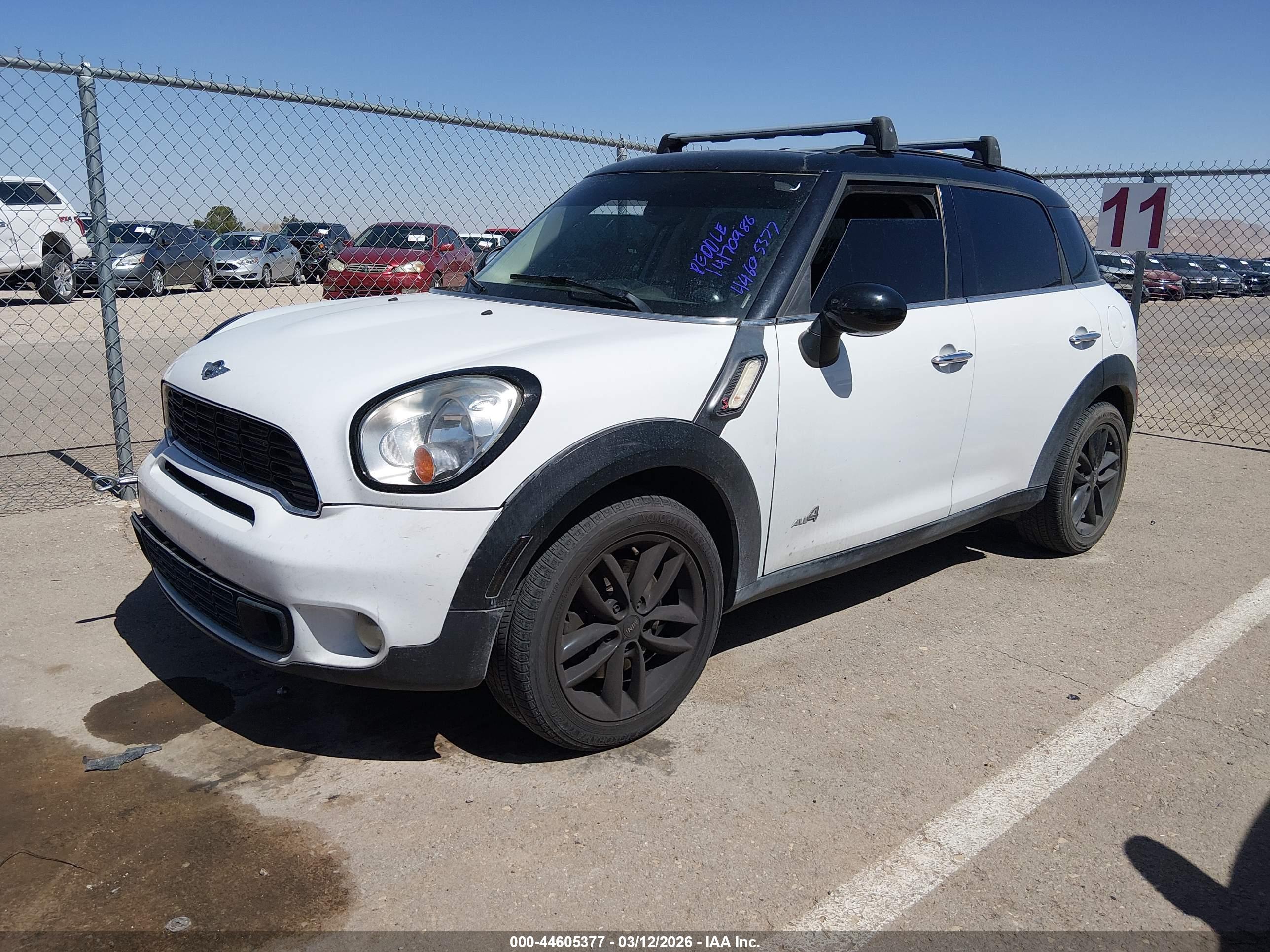 MINI COUNTRYMAN image 2