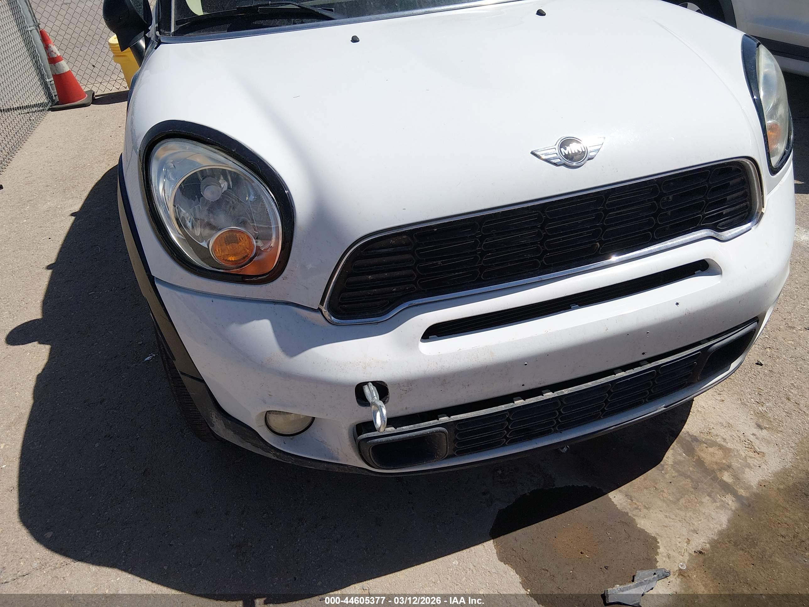 MINI COUNTRYMAN image 6